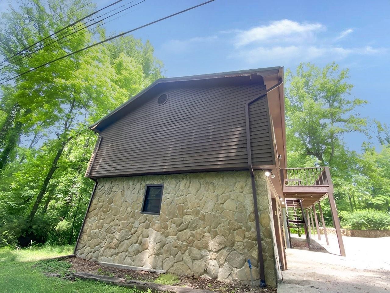 https://zimg.paragon.ice.com/ParagonImages/Property/PH/AABRKY/60856/4/0/0/b8d373044e01211ac7715350a091fc4b/0/b8711225491a214062b89e1b5a9d7c24/60856-4a122bca-f18d-4a69-a848-8141208b48da.JPG