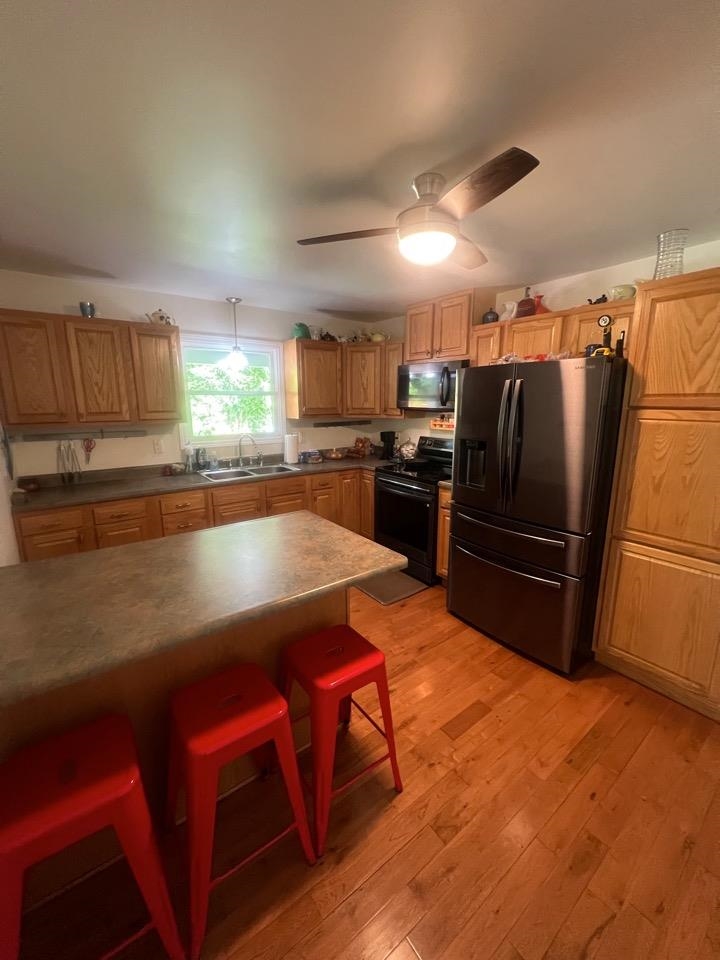 https://zimg.paragon.ice.com/ParagonImages/Property/PH/AABRKY/60859/9/0/0/1f69ddb7948eee4d8f9f1feade8a95dd/0/7e69a73a8c7ded24f9cdb4206aa8ced7/60859-905b87ad-3486-4c7a-9467-b199047d204c.JPG