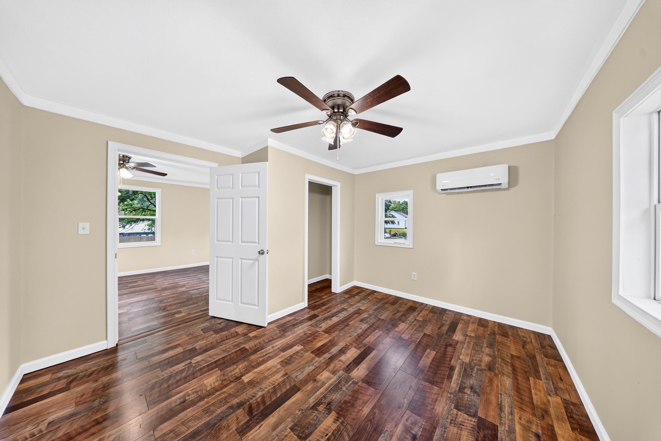 https://zimg.paragon.ice.com/ParagonImages/Property/PH/AABRKY/60862/5/0/0/1a04c6ce75a95a5a1d1b298a3c307317/0/869c937f005f0da10922b79b878d2b7a/60862-51ae2169-5464-4595-be19-e0f3082b8aa1.JPG