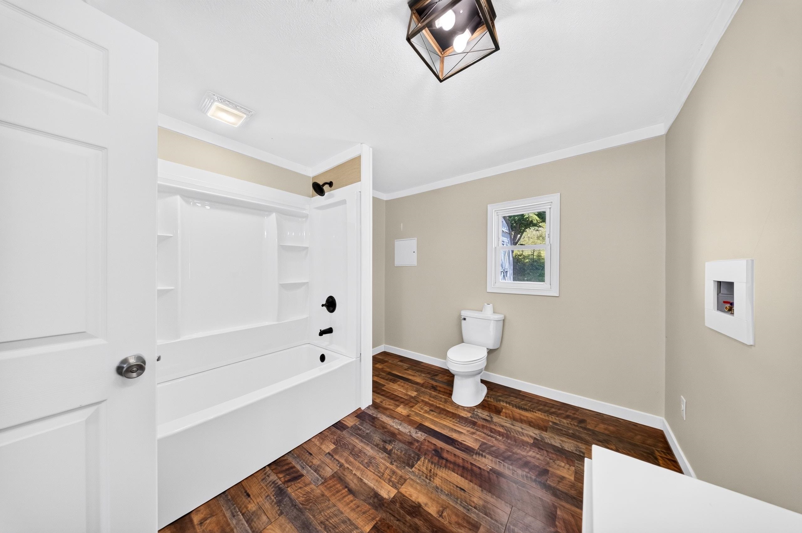 https://zimg.paragon.ice.com/ParagonImages/Property/PH/AABRKY/60862/9/0/0/b67cc2bb7d95c6c33b2ce79c7f5bd5d7/0/869c937f005f0da10922b79b878d2b7a/60862-cee6bfc7-e293-4f7a-8880-a8c15835377a.JPG