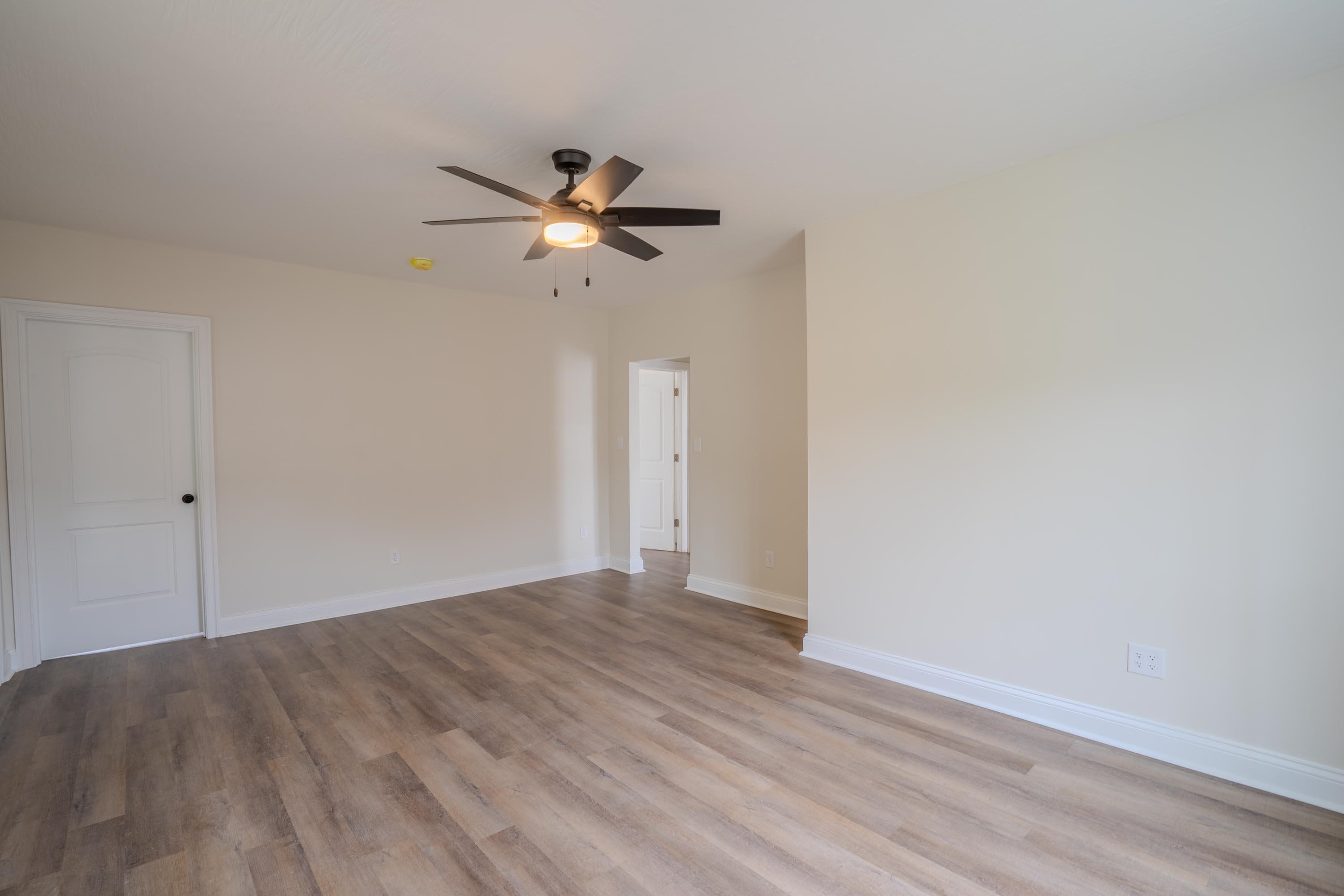 https://zimg.paragon.ice.com/ParagonImages/Property/PH/AABRKY/60865/12/0/0/0db5edeb1b8e34cbe7bbd0ca1e96a3e1/0/19f7bf3765327037ff730778f4506746/60865-cc6128ff-be87-4f56-b821-94c82351cfd7.JPG