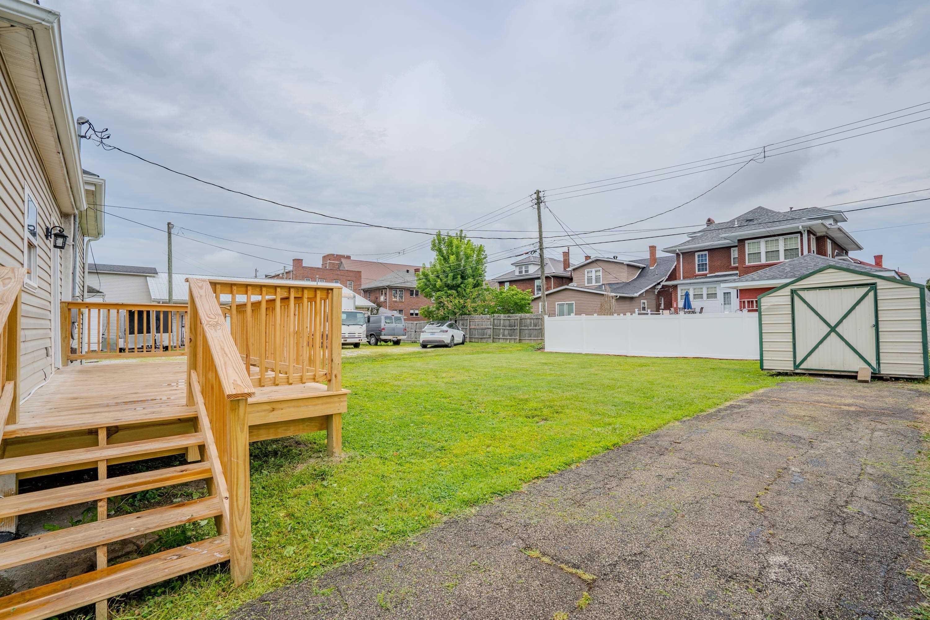 https://zimg.paragon.ice.com/ParagonImages/Property/PH/AABRKY/60865/5/0/0/89596e273adbe3f5c86545b4b0b16d99/0/19f7bf3765327037ff730778f4506746/60865-8c809a77-121e-4390-b843-cd52482302b5.JPG