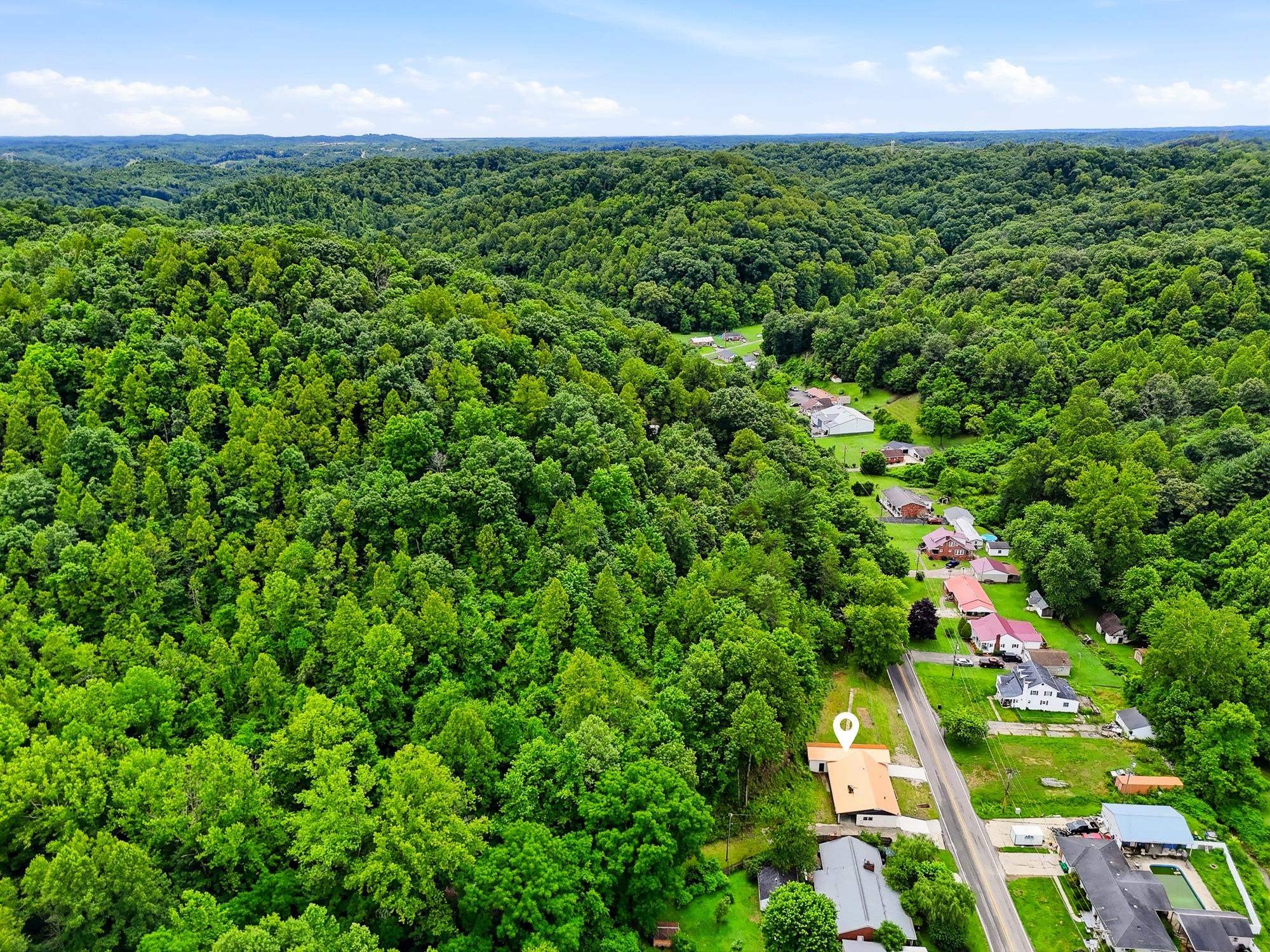 https://zimg.paragon.ice.com/ParagonImages/Property/PH/AABRKY/60868/8/0/0/dc20ea45203695b09d7e1722d72aa7ba/0/76927fec3f7ef2b55d4e80dfc679d490/60868-9b786623-09f2-4e96-83a8-c67dd5ab345e.JPG