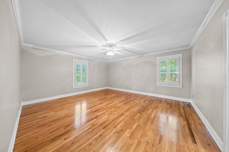 https://zimg.paragon.ice.com/ParagonImages/Property/PH/AABRKY/60869/12/0/0/388b551827c2dd8c2869fba20f5ac795/0/86c94ef3cb213ce23780ff7d7943ec8c/60869-ac9842e7-d5f3-454b-b452-4fcc42a280bf.JPG