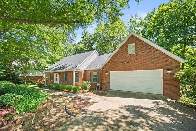 112 Bluebird Drive