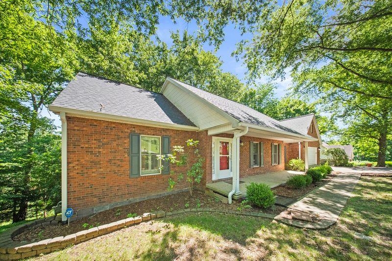 112 Bluebird Drive