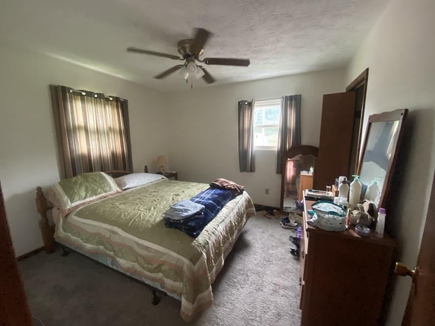 https://zimg.paragon.ice.com/ParagonImages/Property/PH/AABRKY/60872/13/0/0/3652d7ac2e5d4216a4851a4e4131aade/0/c995e0ee5295765cec5b0cb3dfd8dcd0/60872-d24a13e9-752c-488c-ba69-c0936676eb21.JPG