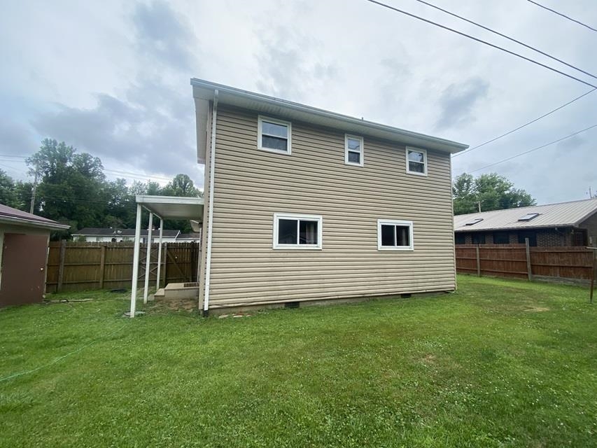https://zimg.paragon.ice.com/ParagonImages/Property/PH/AABRKY/60872/2/0/0/413b60440b558fe69719ffd364b1ae95/0/c995e0ee5295765cec5b0cb3dfd8dcd0/60872-43895c18-ec77-4dcc-a2aa-bc2345c58f4e.JPG