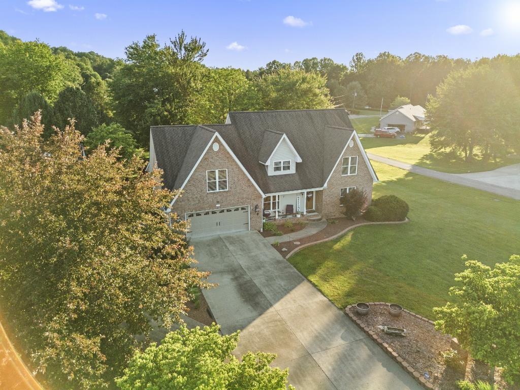https://zimg.paragon.ice.com/ParagonImages/Property/PH/AABRKY/60874/9/0/0/e1c97455830a3d9dbde0742fe9cd23d8/0/e19e505eb40e319314beccd8c240c3a6/60874-7bcdfd4e-6bce-4afa-81f7-52c562fe8a0e.JPG