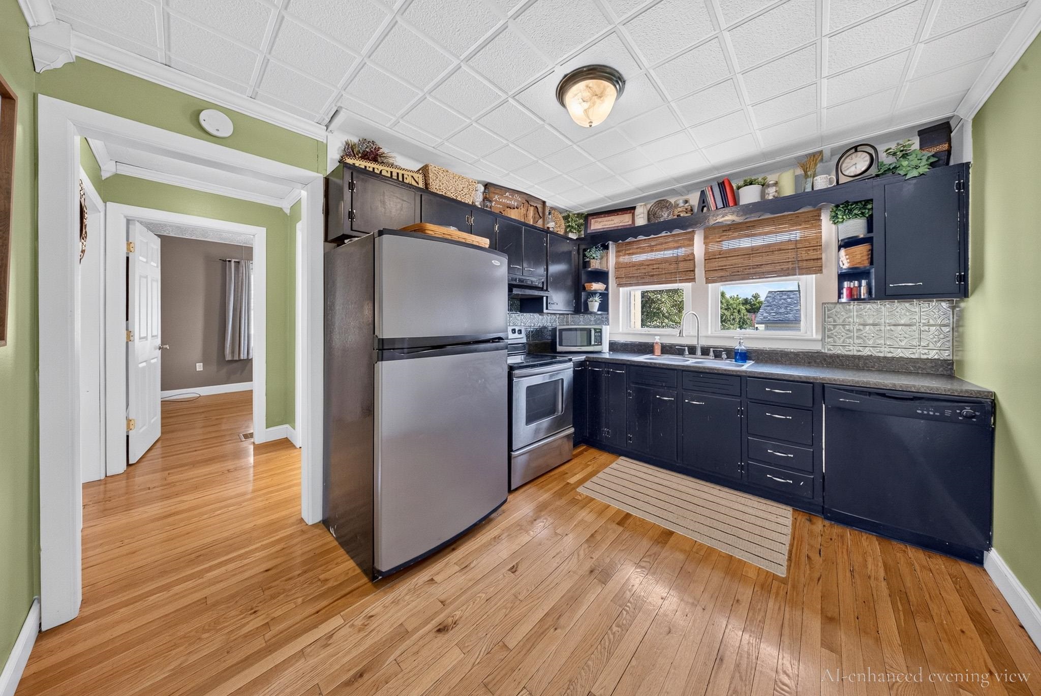 https://zimg.paragon.ice.com/ParagonImages/Property/PH/AABRKY/60886/13/0/0/cb05af8775eff1401e4690aabffe1305/0/9cebc3a62de16d59183105e9a07c5318/60886-9cfbc1c7-9a6a-4730-a803-abfe8297ceb5.JPG