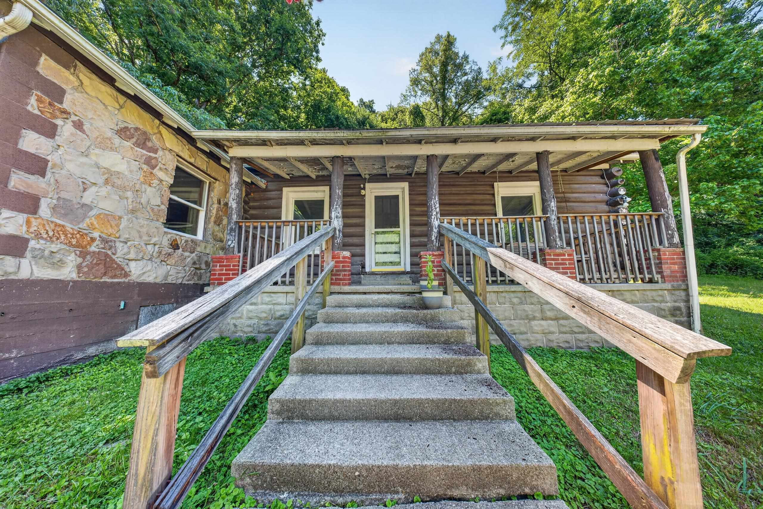 https://zimg.paragon.ice.com/ParagonImages/Property/PH/AABRKY/60899/11/0/0/6fcc6c9532e007be2c244dbb24960ced/0/2e2a6837049d7bd6dcd16a3f58dc6307/60899-3afc4100-49e7-46d3-90fd-5dd4c704e6b2.JPG