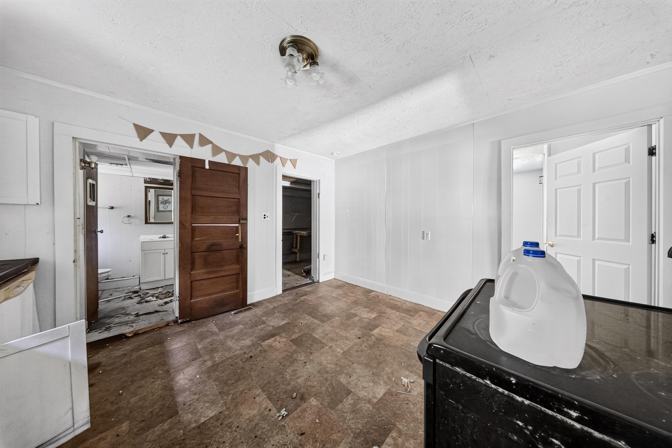 https://zimg.paragon.ice.com/ParagonImages/Property/PH/AABRKY/60899/4/0/0/99c1d3c7b4ef9af8224d35573f0e86b6/0/2e2a6837049d7bd6dcd16a3f58dc6307/60899-f2eadd4e-d3f1-42fc-98e7-a391fe234720.JPG