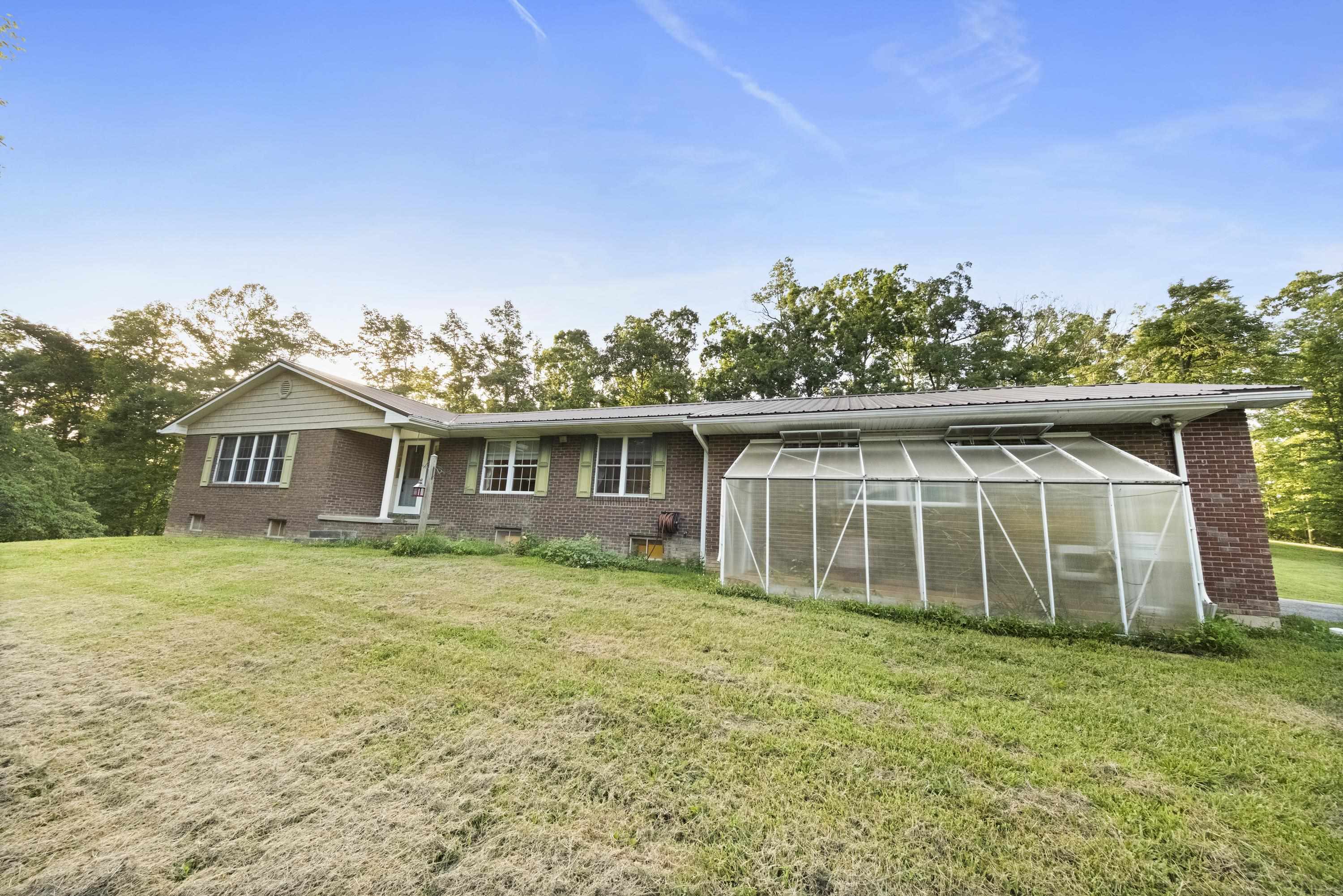 https://zimg.paragon.ice.com/ParagonImages/Property/PH/AABRKY/60908/1/0/0/9e58639b880ec8d75a1427c47b031fc6/0/443e42907d66bbc52d558a7005932a19/60908-b7f3115e-a334-4945-973e-ddd87dab13df.JPG