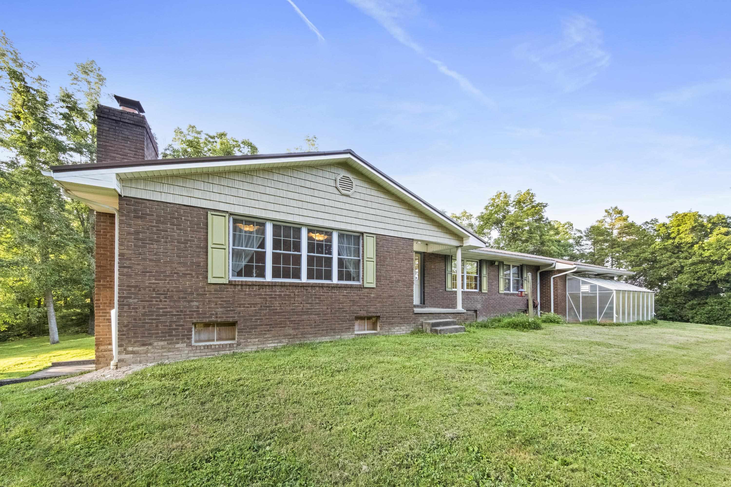 https://zimg.paragon.ice.com/ParagonImages/Property/PH/AABRKY/60908/2/0/0/8cdcf89bdcb8517fc36dbd315bb9c424/0/443e42907d66bbc52d558a7005932a19/60908-b5c5a2af-51aa-4580-9fc0-3f9109892137.JPG