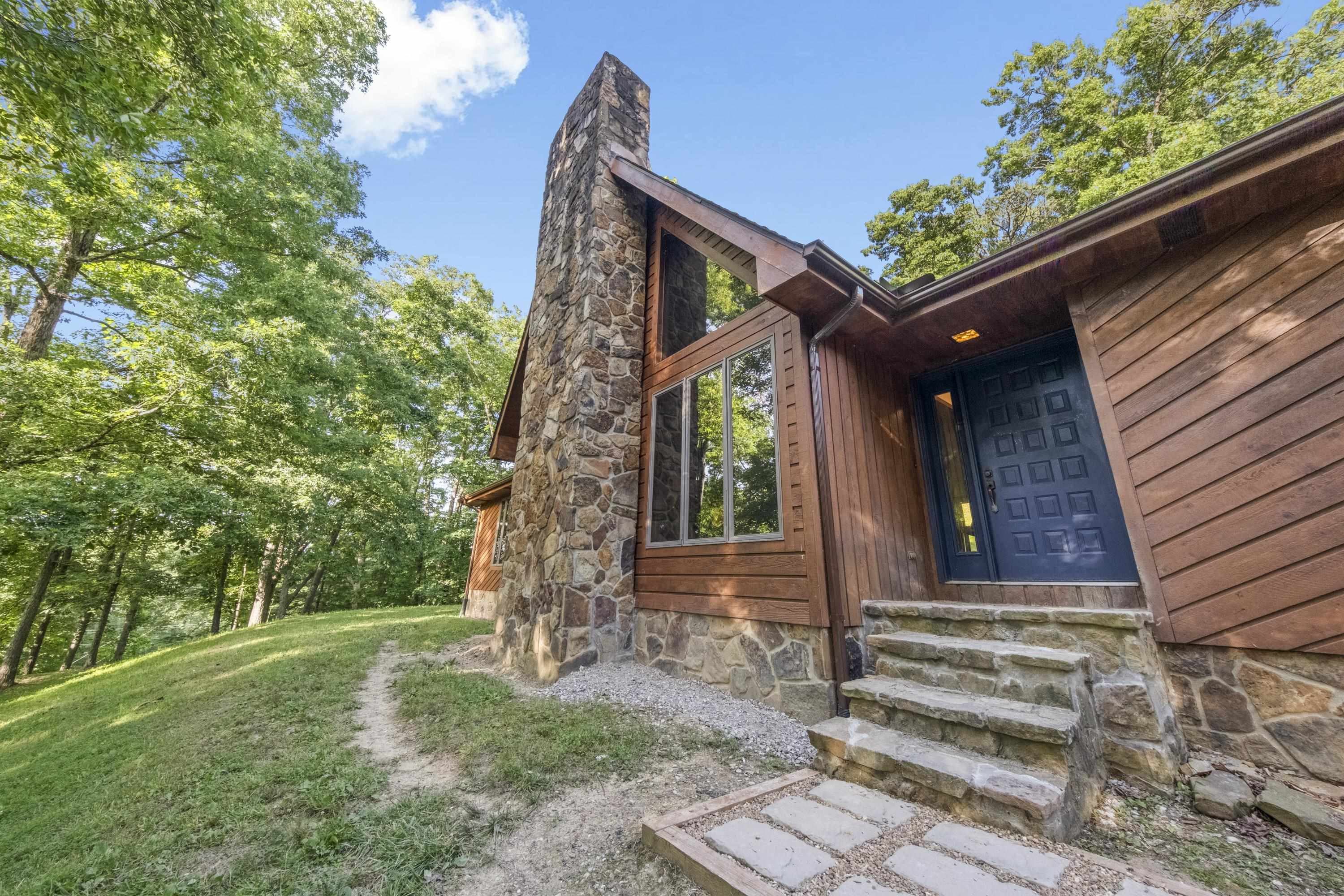 https://zimg.paragon.ice.com/ParagonImages/Property/PH/AABRKY/60909/2/0/0/fd30f7dc570fc07e0099c8b02732e9ff/0/3a81e6ee53bb31b5ba2617a2e9df22b2/60909-5025a2e8-10ba-4311-b33e-8448b31f0c52.JPG