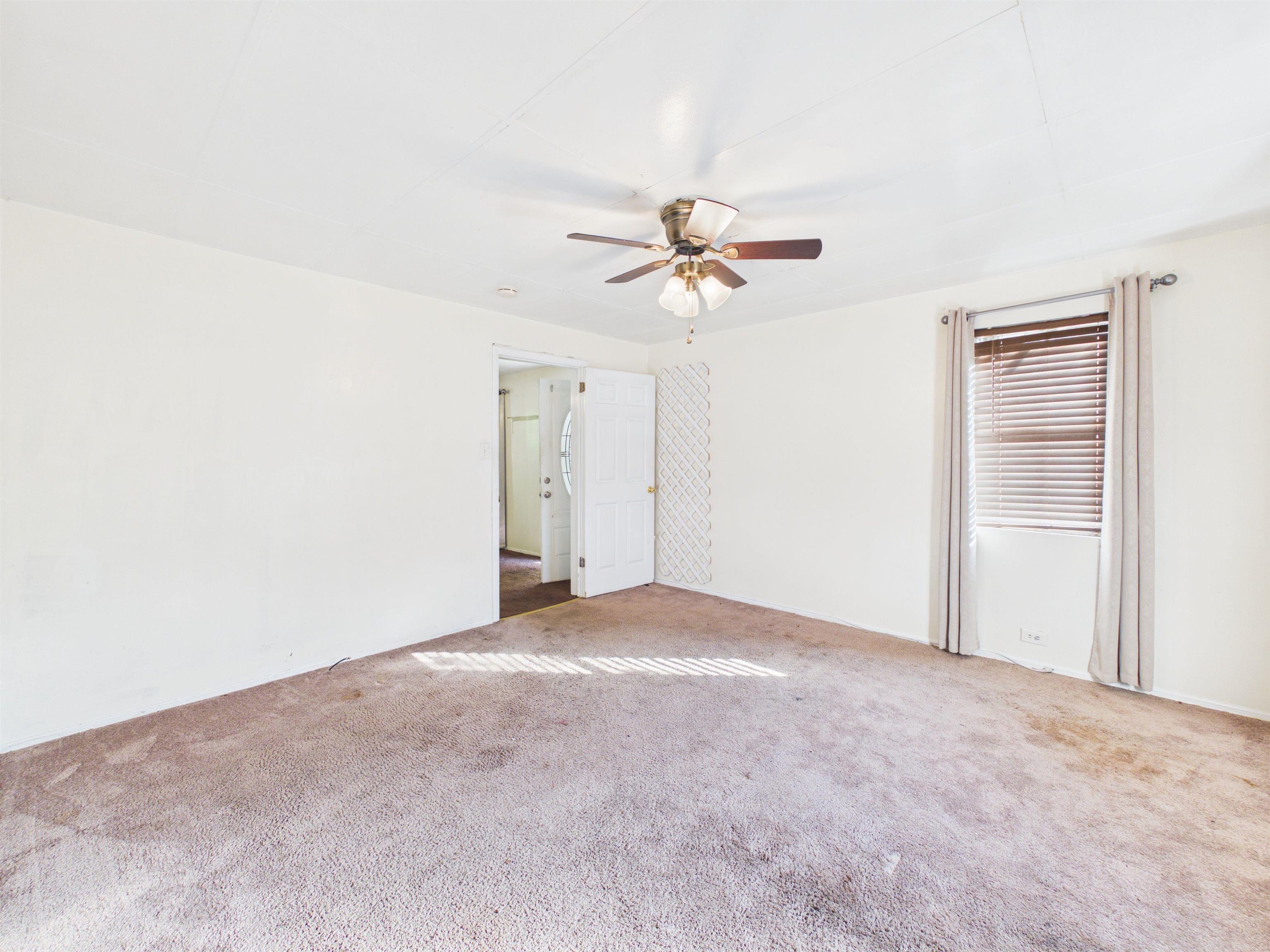 https://zimg.paragon.ice.com/ParagonImages/Property/PH/AABRKY/60921/4/0/0/94a83258fd53028ed2e053ecbe22bc58/0/c6b2b257f73b03d4172c648fa4b939e8/60921-af0517a6-b017-454b-b205-75431827534b.JPG