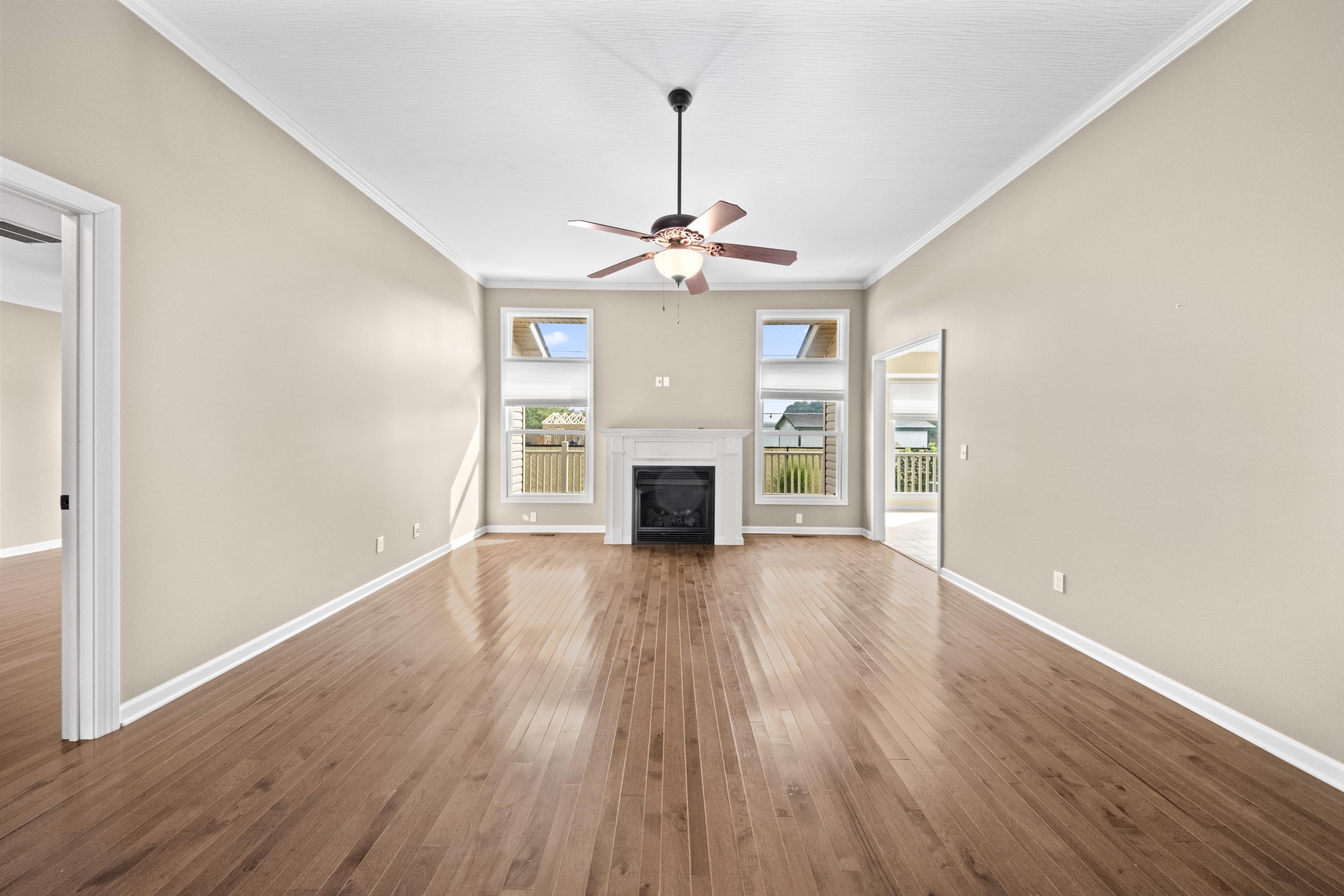 https://zimg.paragon.ice.com/ParagonImages/Property/PH/AABRKY/60924/9/0/0/7d815eaf4ae3fe9bdfb64d87b80db224/0/16b70fd89cef2879279aa1751292b02a/60924-e1ae957d-9f49-4f48-9326-a1fb2f16ab0c.JPG