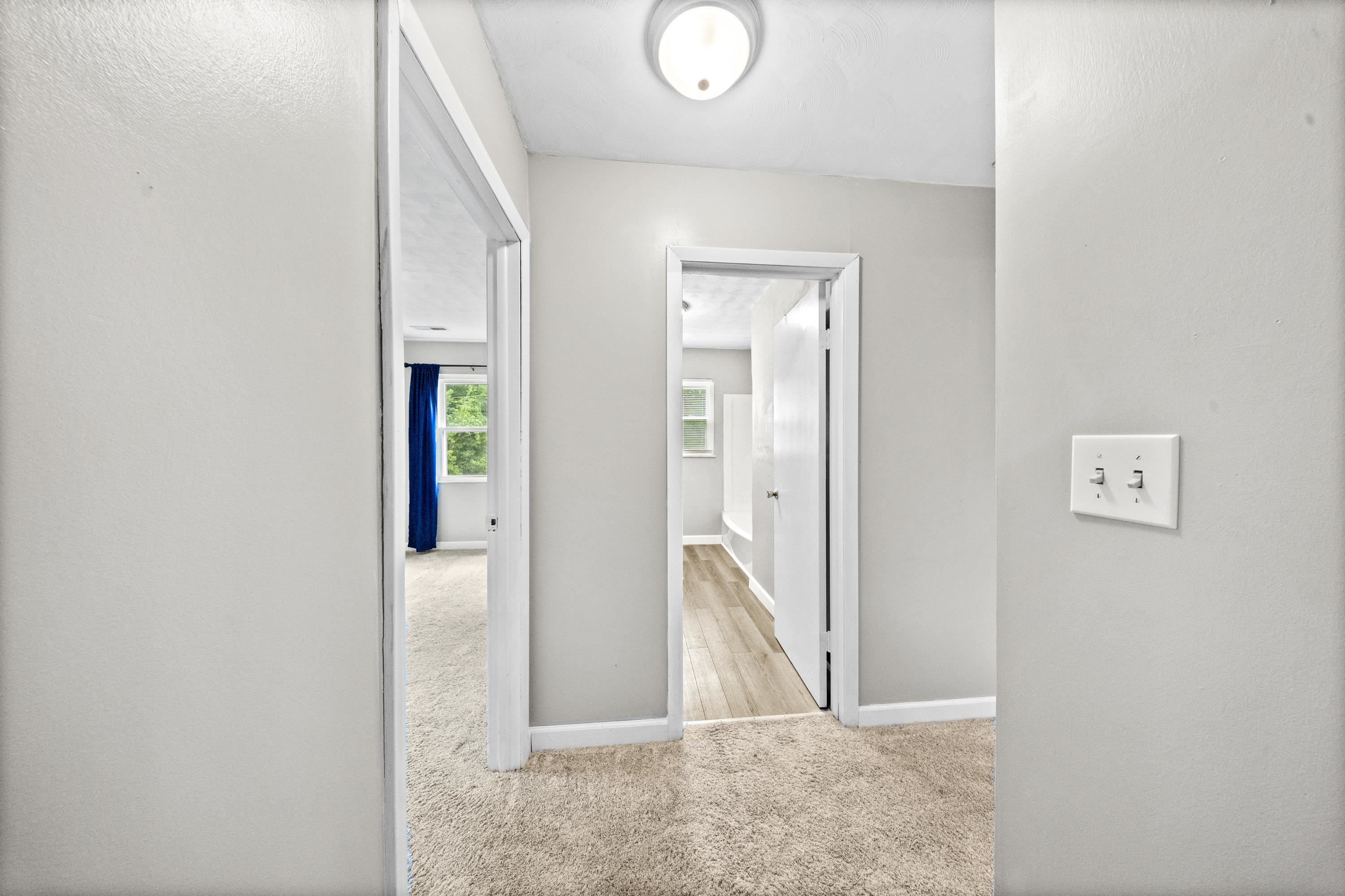 https://zimg.paragon.ice.com/ParagonImages/Property/PH/AABRKY/60935/13/0/0/b848939747d11feeb20e55dd19509ceb/0/fa4bbf4dbb5a734dc253c17f768ed420/60935-2894ec96-3c35-4c3a-9566-f2a65d04b26b.JPG