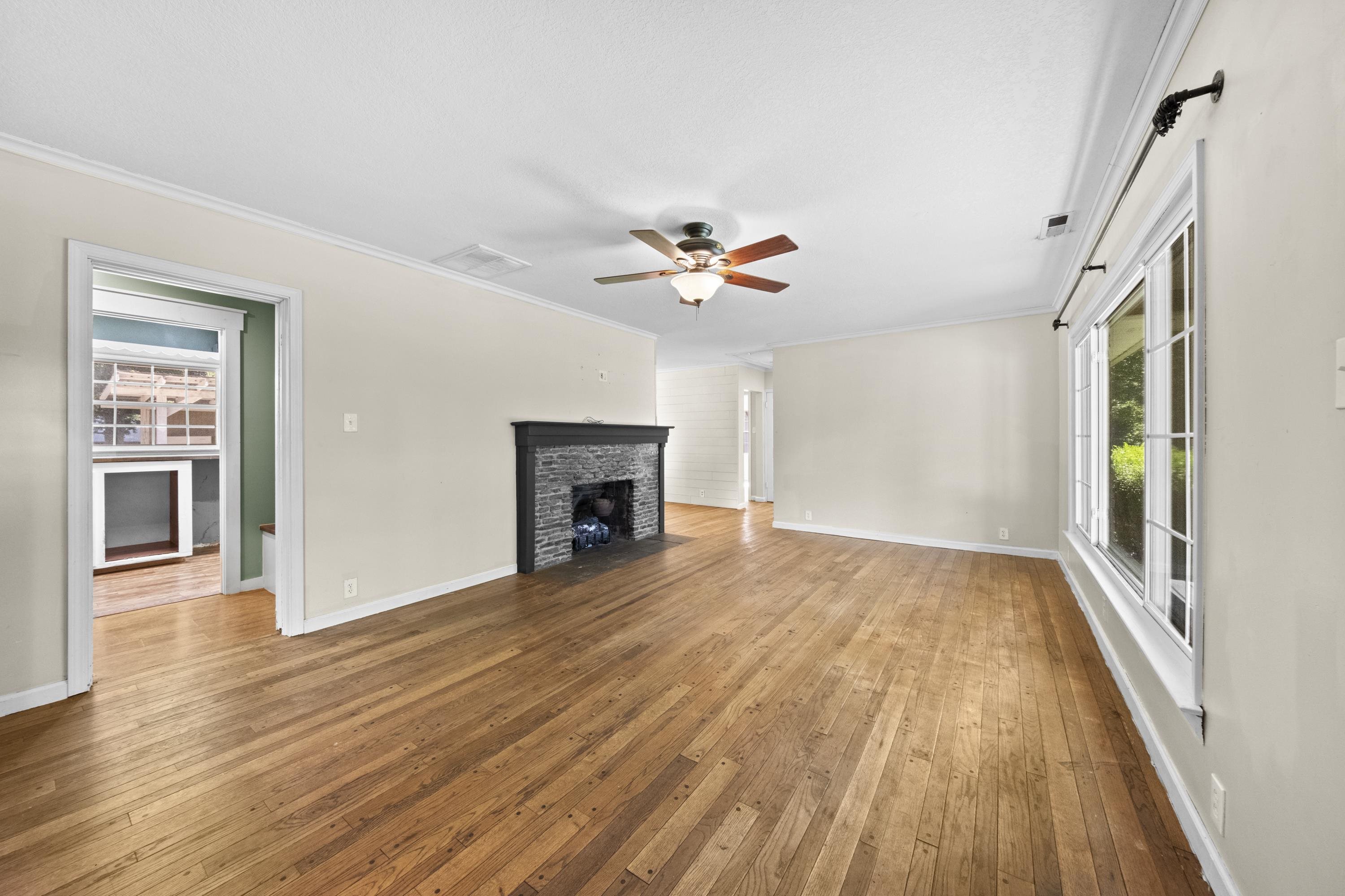 https://zimg.paragon.ice.com/ParagonImages/Property/PH/AABRKY/60972/5/0/0/fee60bcb1a86b573da4e80f1c5d70b8e/0/bcff9f212b0489899405c1d421d6c865/60972-cde1c797-0556-44a2-b89b-edfd6247afb3.JPG
