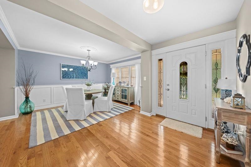 https://zimg.paragon.ice.com/ParagonImages/Property/PH/AABRKY/60978/4/0/0/cfe22aa6650b63dd59cd843a146ca95a/0/d868289315d37cb6545c8a08c9b68d96/60978-75b1ddb9-79bd-4dab-bb70-10491ffc4ed1.JPG