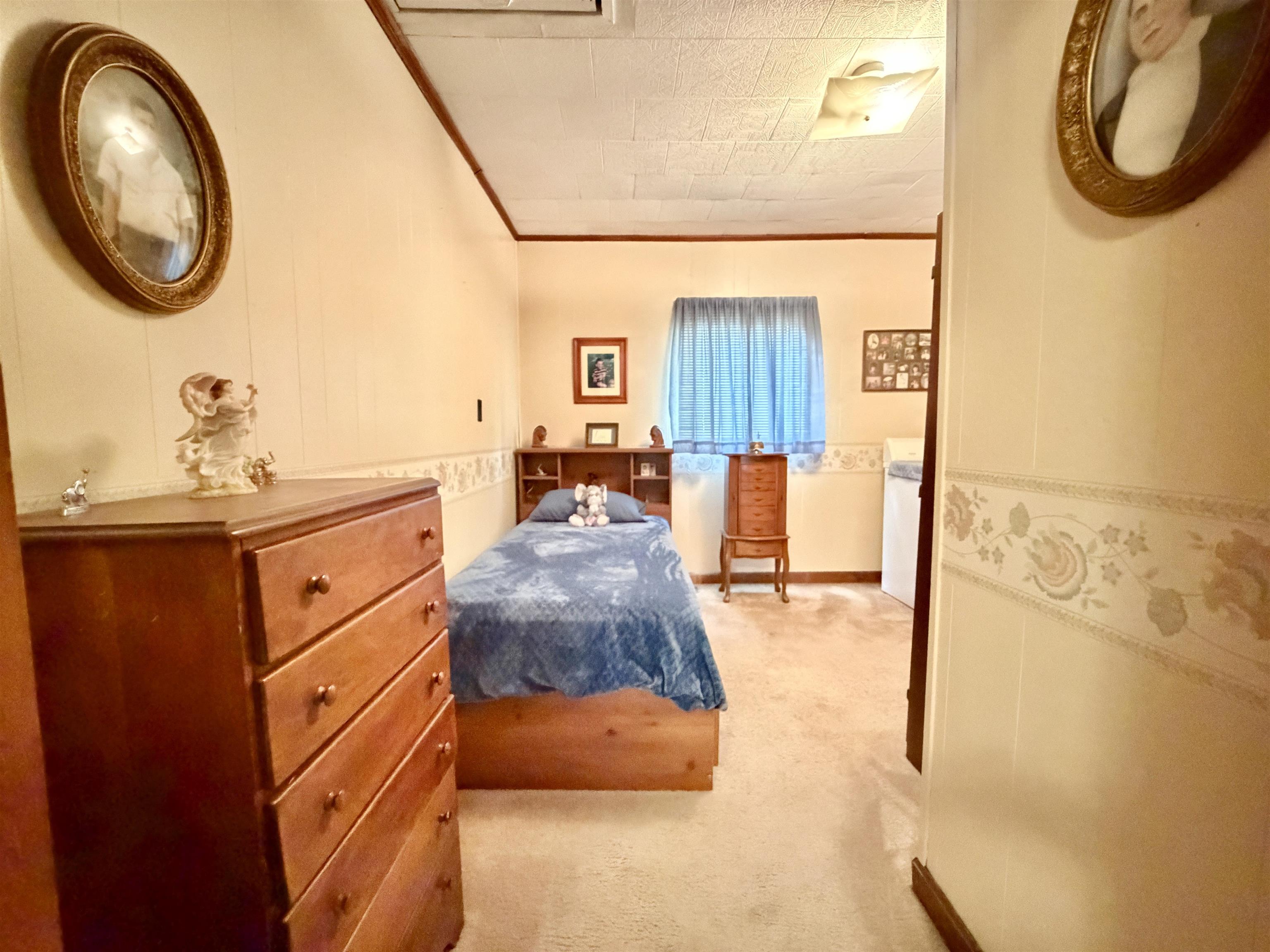 https://zimg.paragon.ice.com/ParagonImages/Property/PH/AABRKY/60991/5/0/0/302018bb0231722811a411429fff8e2c/0/46435f456044f658a540beacb86af320/60991-d9173347-09a8-47a9-929a-9cc8bd1b04a1.JPG