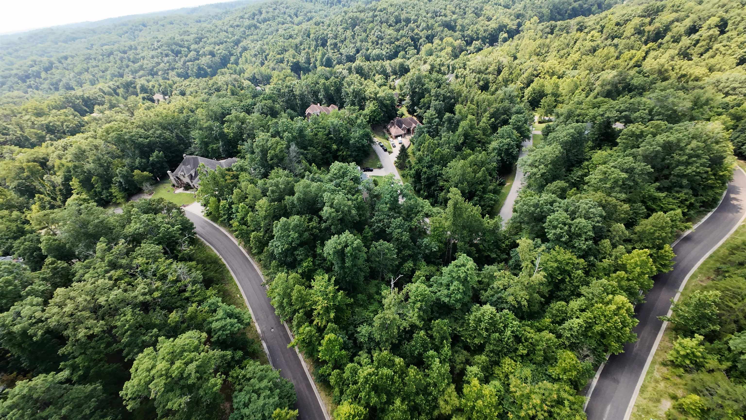 https://zimg.paragon.ice.com/ParagonImages/Property/PH/AABRKY/60994/1/0/0/4c3024198472eda68d9eaab6756791f0/0/8c91353a5a0dad968f8e24366343a235/60994-c6eb84aa-bf47-46e9-99bf-3987cbecb348.JPG