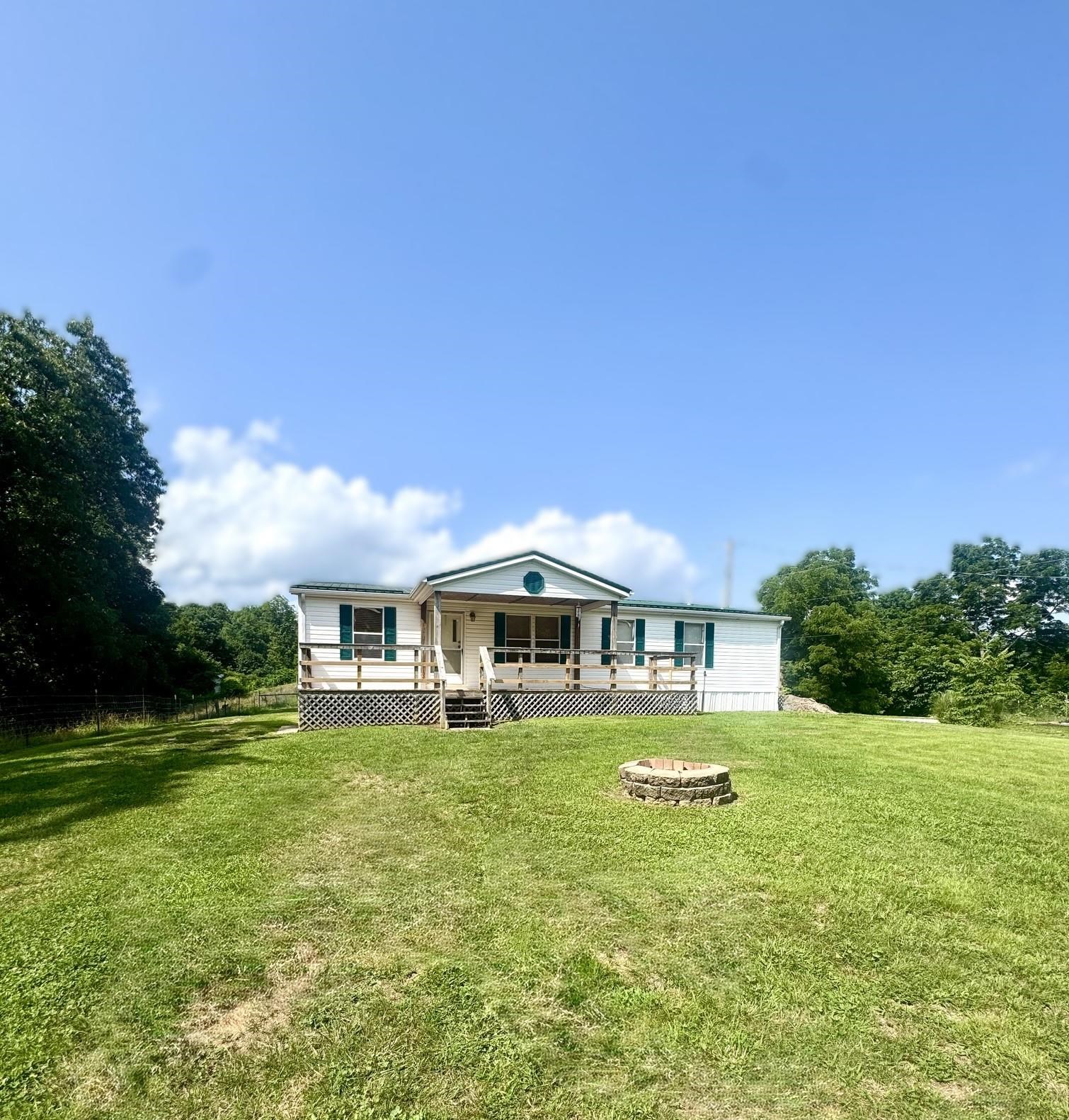 https://zimg.paragon.ice.com/ParagonImages/Property/PH/AABRKY/61012/2/0/0/8ae26f6a9af9f31986cf737c04e08afd/0/9ba30d3fcbbb4cbcea73e70fa065fa7a/61012-b81f0d4d-7473-4aca-bce3-237da32fb151.JPG