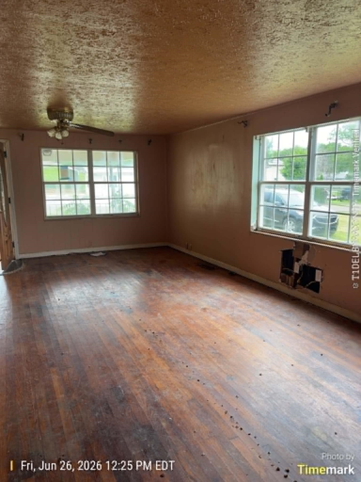 https://zimg.paragon.ice.com/ParagonImages/Property/PH/AABRKY/61016/7/0/0/946afd4db64eb91f4b0d1c60e9b1b110/0/4c8a7dd671d24b930791aa6846c666a0/61016-aac8e7a5-1fa4-4282-b18e-206197dd5d1c.JPG