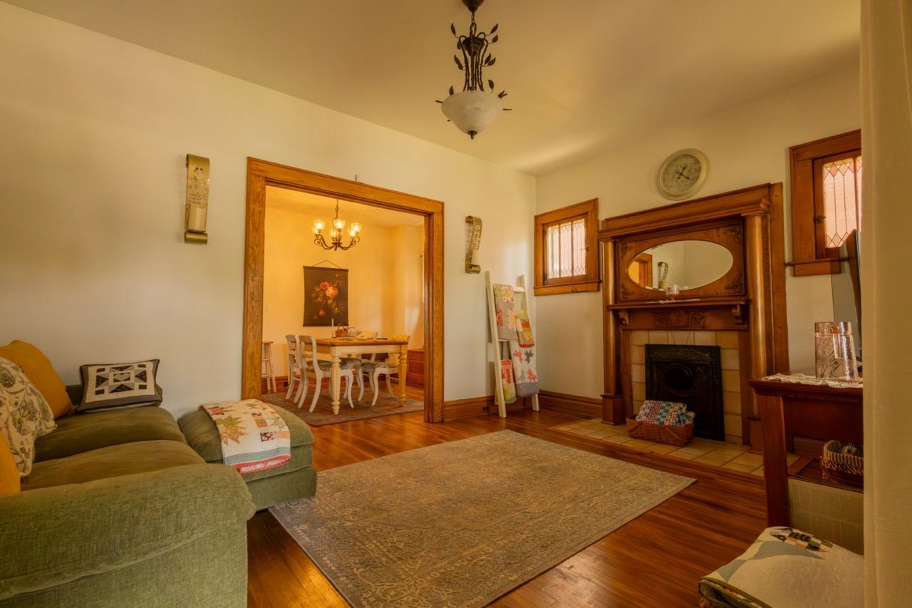 https://zimg.paragon.ice.com/ParagonImages/Property/PH/AABRKY/61017/13/0/0/c63c5871e12b3b77a3e5e943b198f677/0/121be92e735ad0d90fef09234fbbee1b/61017-ff8871da-067f-4384-ae28-7953b50b06e8.JPG