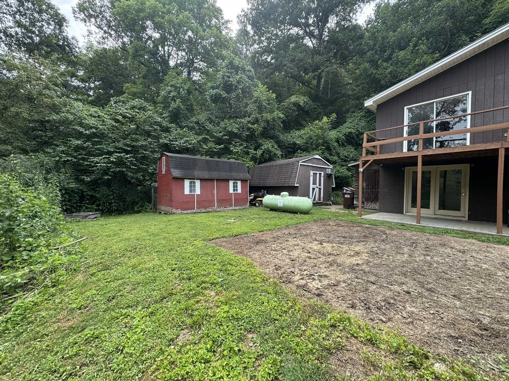 https://zimg.paragon.ice.com/ParagonImages/Property/PH/AABRKY/61022/1/0/0/24ef3c693c8d050cbb23d40c42672b4d/0/63e8c35d27b6b23f8b16af40cc563a6b/61022-baf87789-97b2-4844-9e8b-2f60e7996358.JPG