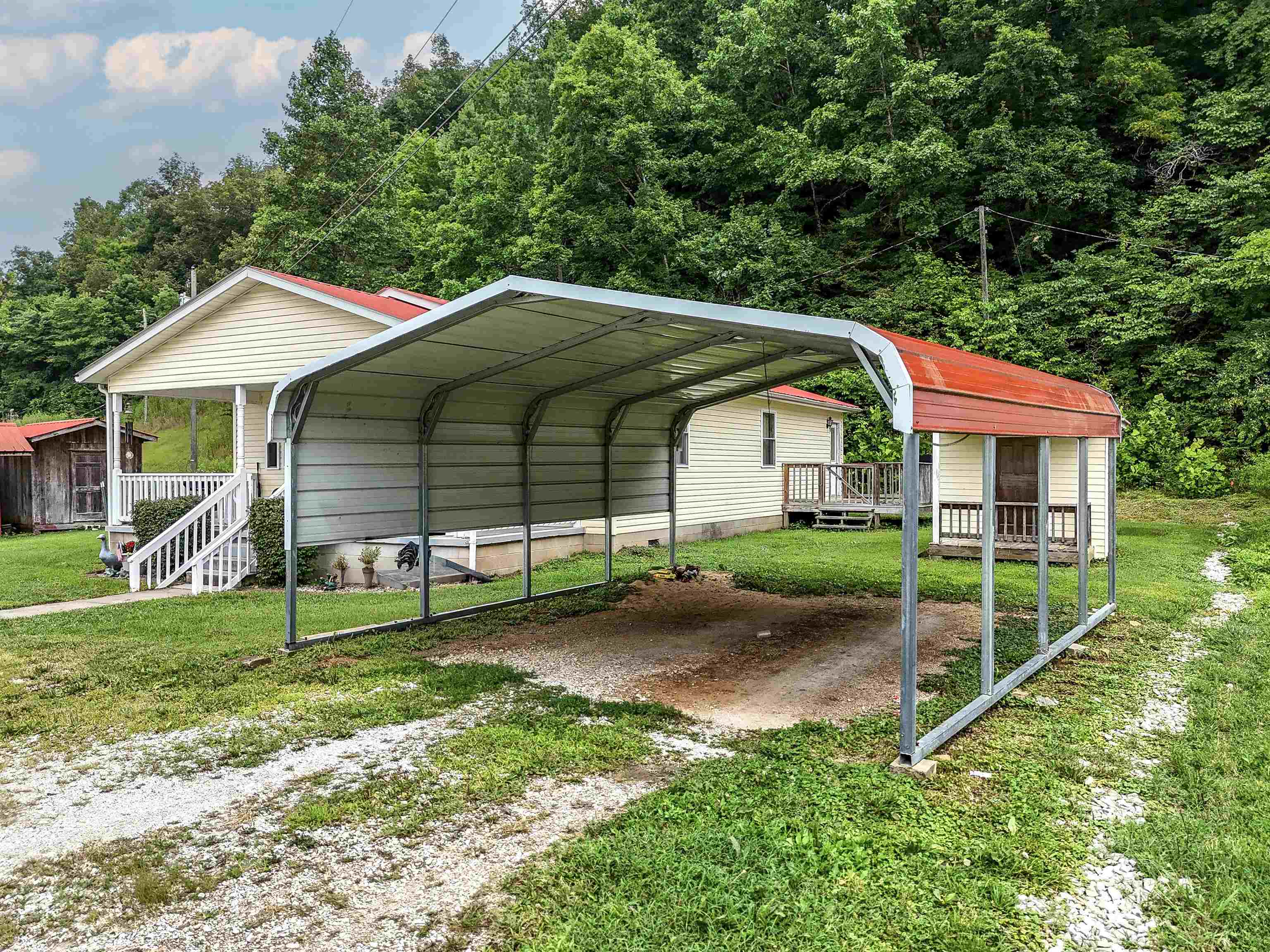 https://zimg.paragon.ice.com/ParagonImages/Property/PH/AABRKY/61032/5/0/0/ef997d41a86dc807e2b6517d346221c7/0/0072f61d422860058ad0f93ea4c8ba6a/61032-170fa4a3-589c-4ebf-8ad4-8f956d7da10c.JPG