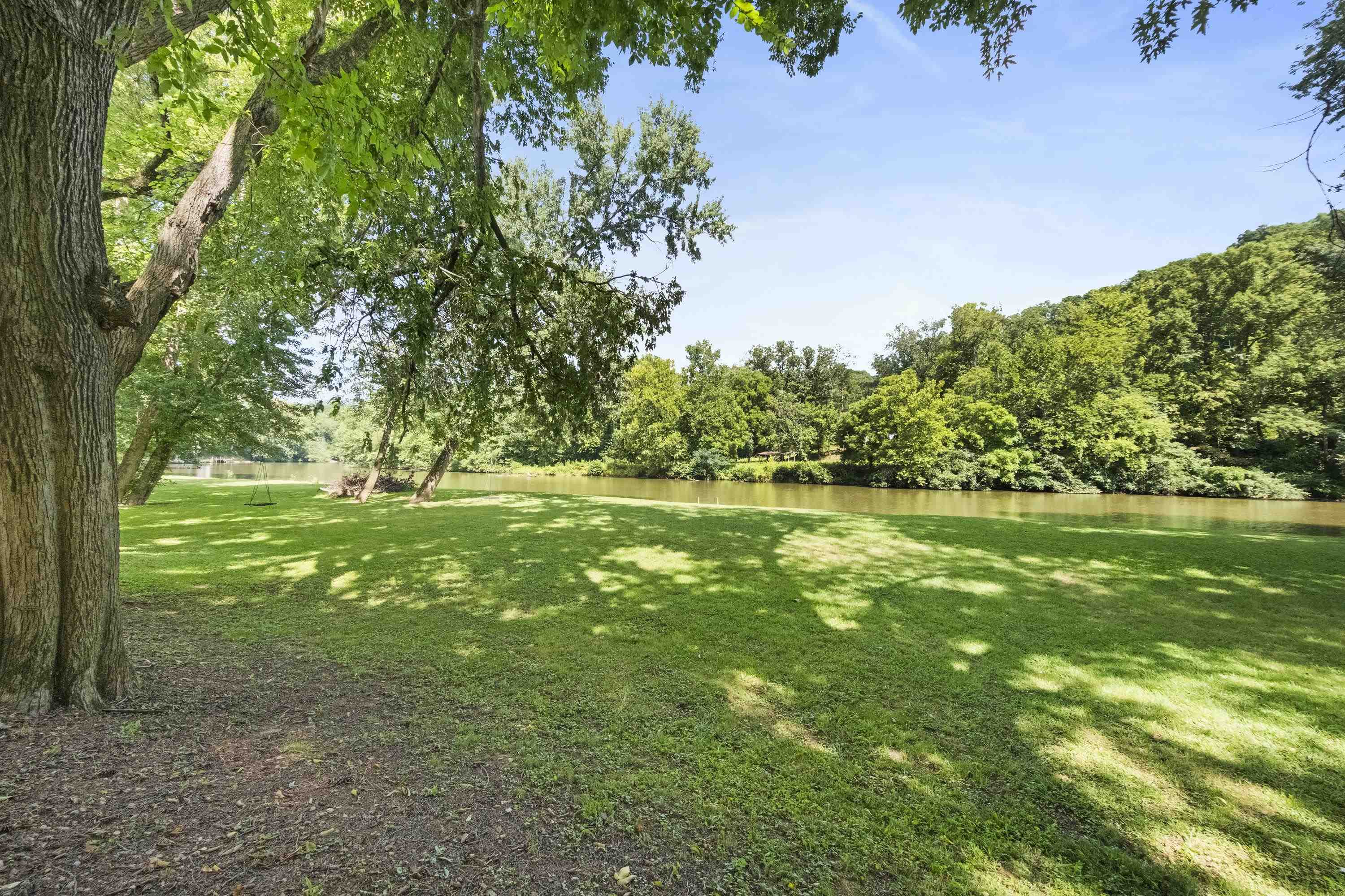 https://zimg.paragon.ice.com/ParagonImages/Property/PH/AABRKY/61061/12/0/0/9c4c910a62ce6d8831cb75417b793a96/0/45dbb5df36204af1d958bcaf281e13c8/61061-3c23c2f9-e410-4eb5-86e4-d5a3d2b578e4.JPG