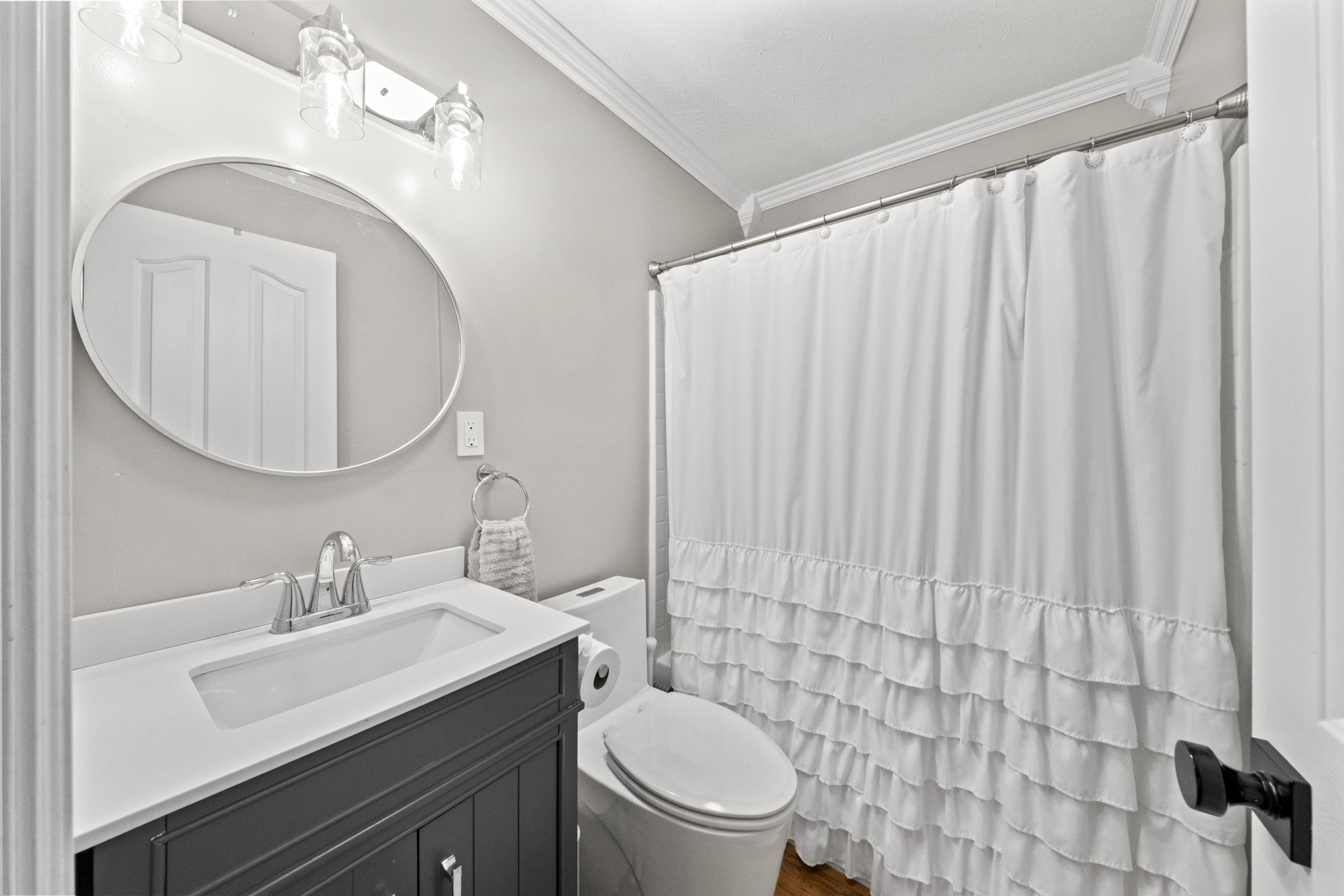 https://zimg.paragon.ice.com/ParagonImages/Property/PH/AABRKY/61081/12/0/0/b3f84e61949dab6d3e063fb617df52d4/0/cfc10c564c045b63537b2334a4fcb977/61081-5afaae79-ce34-43c7-98de-ea3a158511bb.JPG