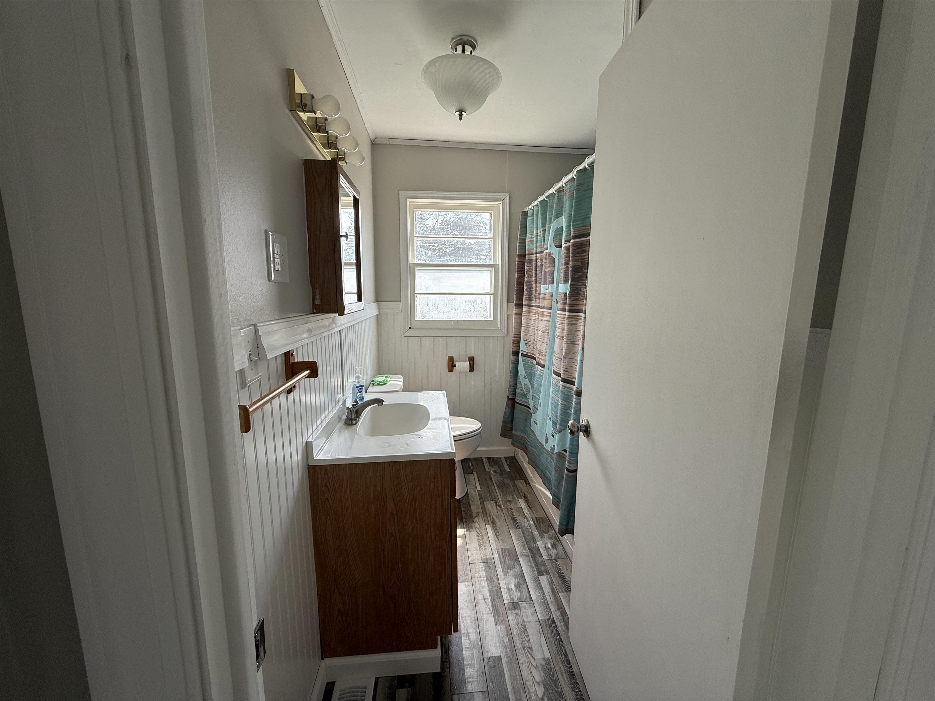 https://zimg.paragon.ice.com/ParagonImages/Property/PH/AABRKY/61087/10/0/0/b585bdbda7dd8557822445e047247bc8/0/9105876f38f46aac5f2be79384f709d9/61087-96f63350-b28c-4fbf-b5bf-09b38e5db646.JPG