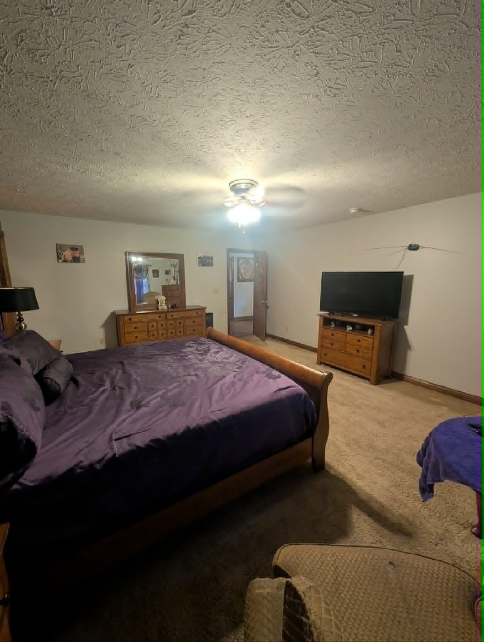 https://zimg.paragon.ice.com/ParagonImages/Property/PH/AABRKY/61092/12/0/0/e5a77acc261ecbe53e4c06f61caa5c62/0/88721b1102c9a5713bd81350d3a23870/61092-24c9badf-f6cf-439b-bdad-933858884c0a.JPG