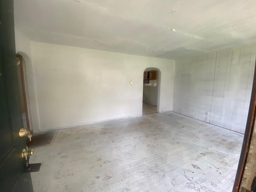 https://zimg.paragon.ice.com/ParagonImages/Property/PH/AABRKY/61093/10/0/0/9467fd81ec0ca2f36dfc9a3be130396b/0/f20ac9e36d41bf2335793fd000dcada6/61093-91473ea6-8ff4-4875-83a7-1dcbc8f5c786.JPG