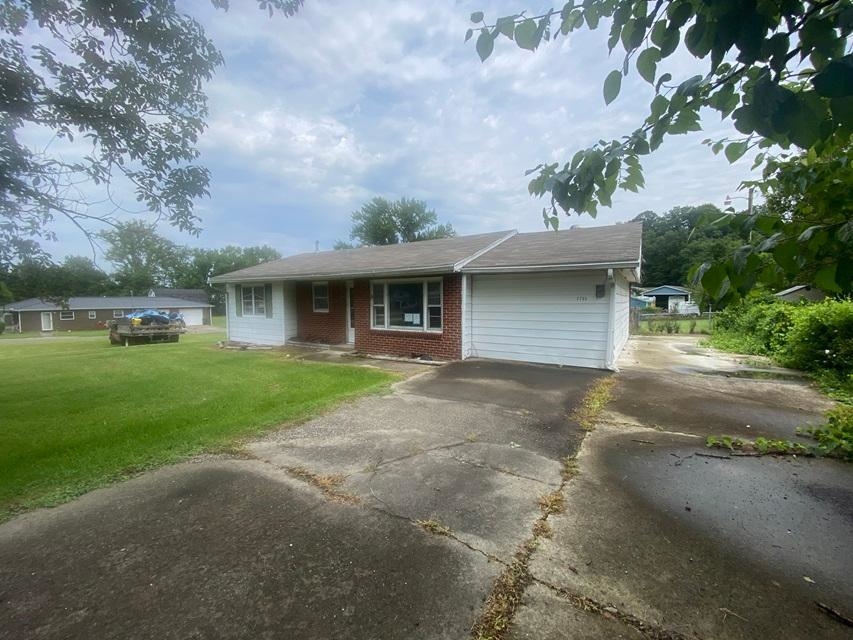 https://zimg.paragon.ice.com/ParagonImages/Property/PH/AABRKY/61093/3/0/0/6feed96bd6d61ed82b6ea3cfb699069d/0/f20ac9e36d41bf2335793fd000dcada6/61093-b9335c73-69ee-44b3-852b-8c82fa5959cb.JPG