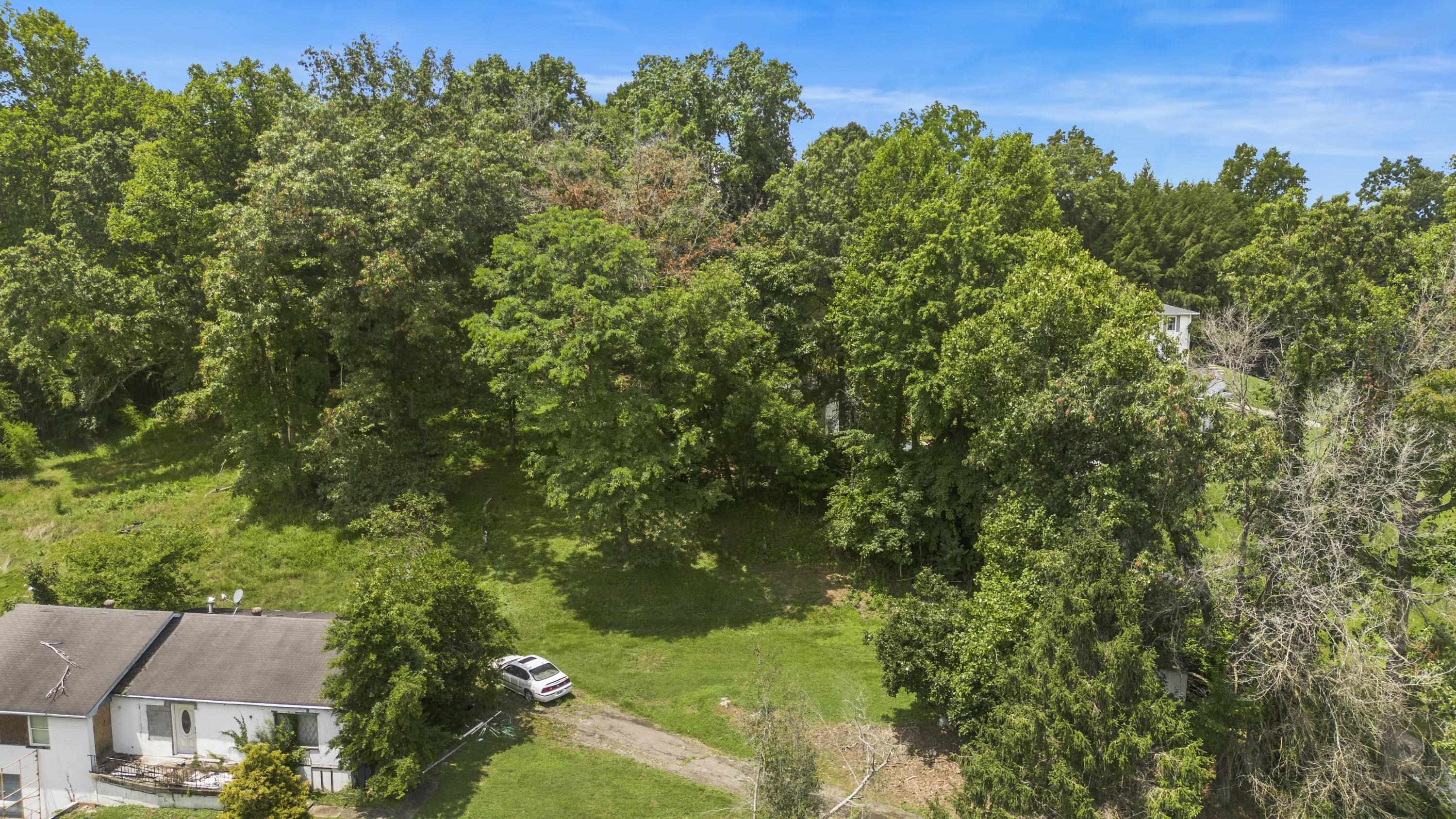 https://zimg.paragon.ice.com/ParagonImages/Property/PH/AABRKY/61099/1/0/0/c292085158bdbf503ff836860d44e2a3/0/f778960c9086e822ab9b78dbdc5dcf86/61099-48c188b7-a75c-46ef-a9f5-6d391533b3d0.JPG