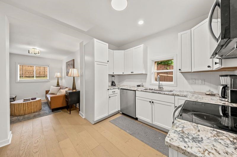 https://zimg.paragon.ice.com/ParagonImages/Property/PH/AABRKY/61109/13/0/0/a489e5ffe9d61361c505d8c4ceb6e113/0/7cc396df8c13c6a21cb2641d39d9c946/61109-3d4fa453-8eac-4d5d-9d42-0dcedee7f8dc.JPG