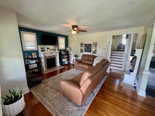 https://zimg.paragon.ice.com/ParagonImages/Property/PH/AABRKY/61114/8/0/0/ad34fb76a0a91cda53279ceefc74eee7/0/5f82e1d621549539a1c11da04dfaf712/61114-2d7189c7-9b85-4681-8baa-140d7ddc5e44.JPG