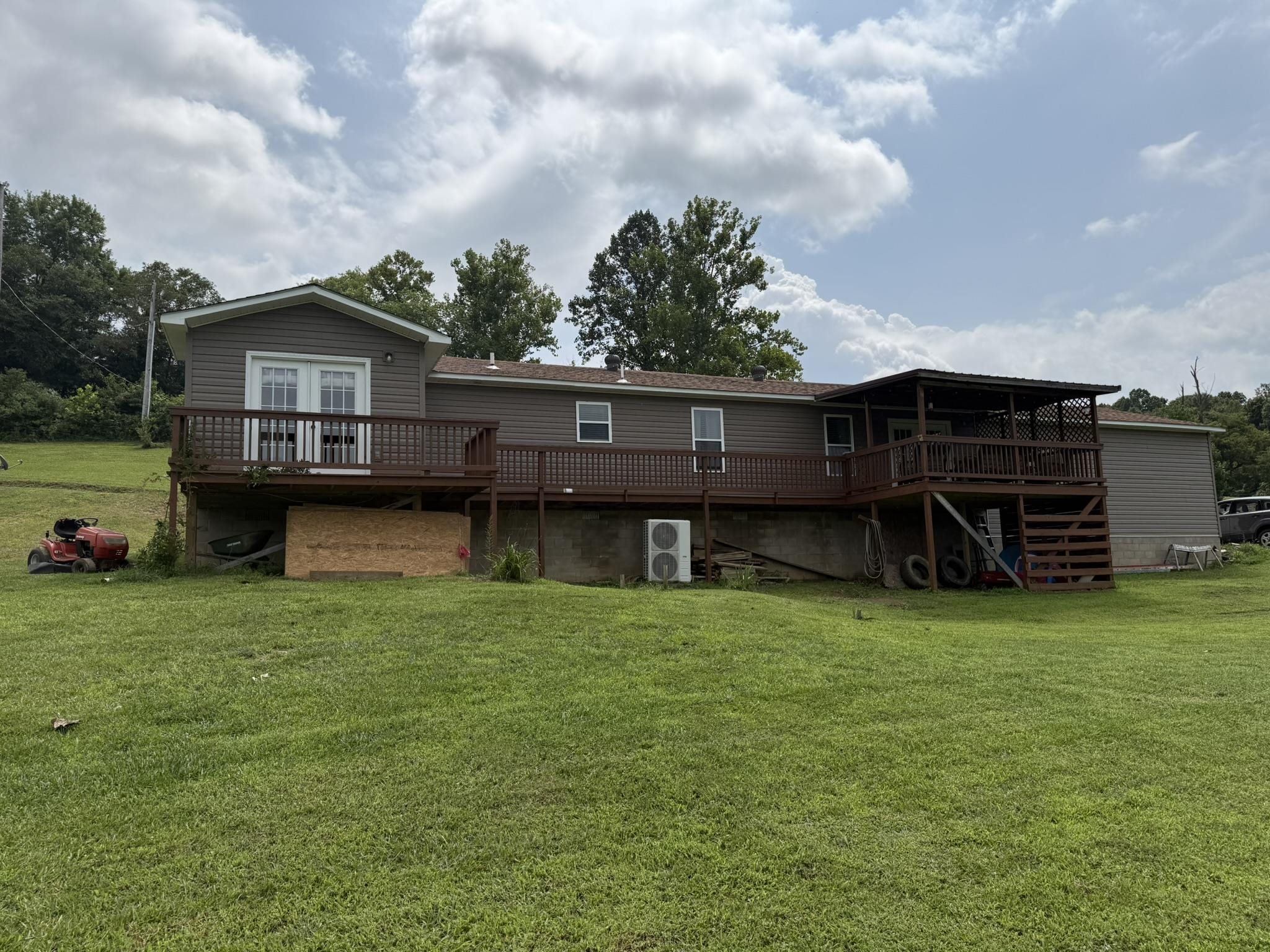 https://zimg.paragon.ice.com/ParagonImages/Property/PH/AABRKY/61117/2/0/0/60f1e31fb593df1348e65f7d79cc9022/0/2cf75a0719671a7a50b8c327f12cc637/61117-950aa773-a645-4bb3-9f7f-8cb4029b7176.JPG