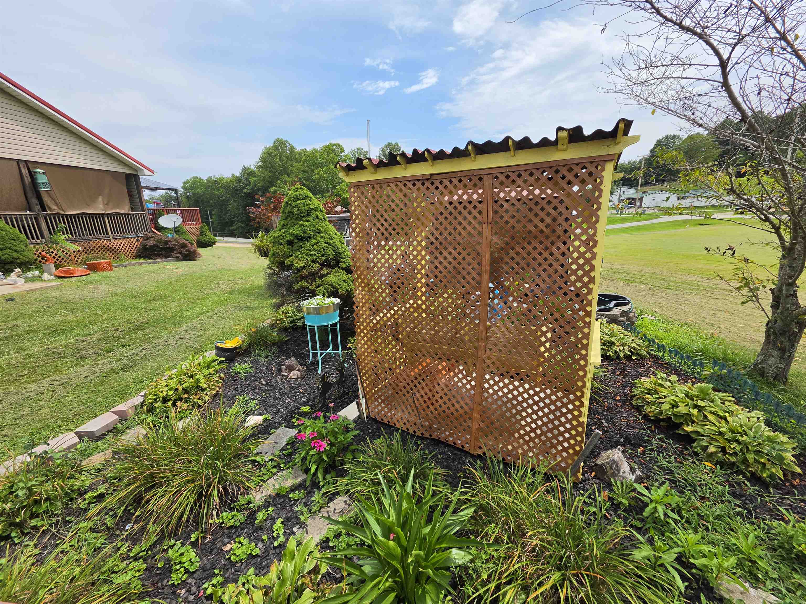 https://zimg.paragon.ice.com/ParagonImages/Property/PH/AABRKY/61126/9/0/0/b5166fffa8dd7fc4b03949b32b1e6b13/0/75ecee9640480718ce86987c795efed0/61126-2f5d7e0b-6b6a-40d5-8e01-d2b88465e1df.JPG