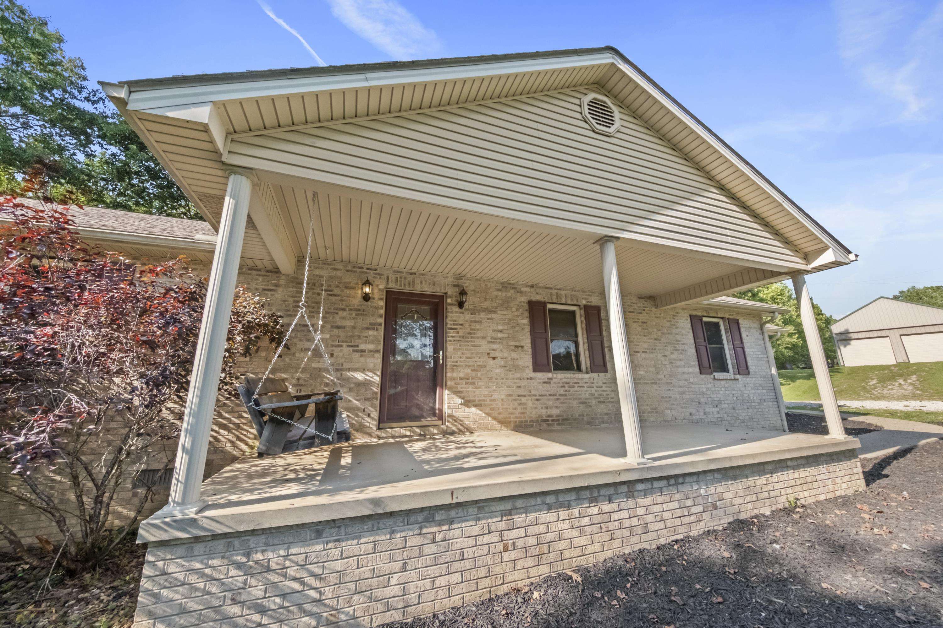 https://zimg.paragon.ice.com/ParagonImages/Property/PH/AABRKY/61127/9/0/0/c83cb7301188928b26ef5d0561585f86/0/674d8786004f73b5516639d81c25beb9/61127-29ceda5f-afa5-4966-96df-63291c84739e.JPG
