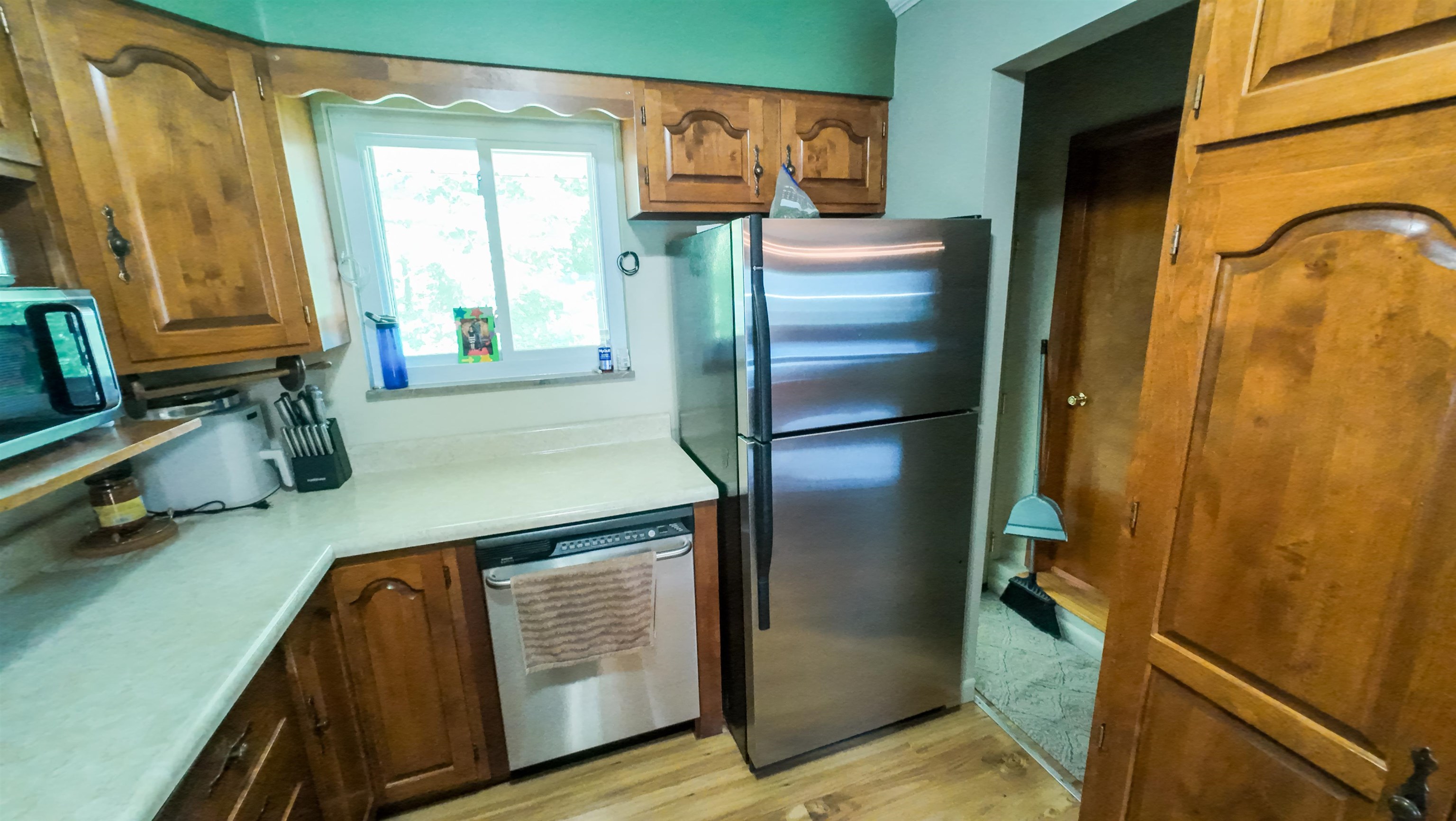 https://zimg.paragon.ice.com/ParagonImages/Property/PH/AABRKY/61134/5/0/0/305444488f9c52c7c53c49730328015c/0/26f8c3ef7e0480b76fad99d4b2ee9dc6/61134-1d303888-5ba0-441c-a693-09266d35dff2.JPG