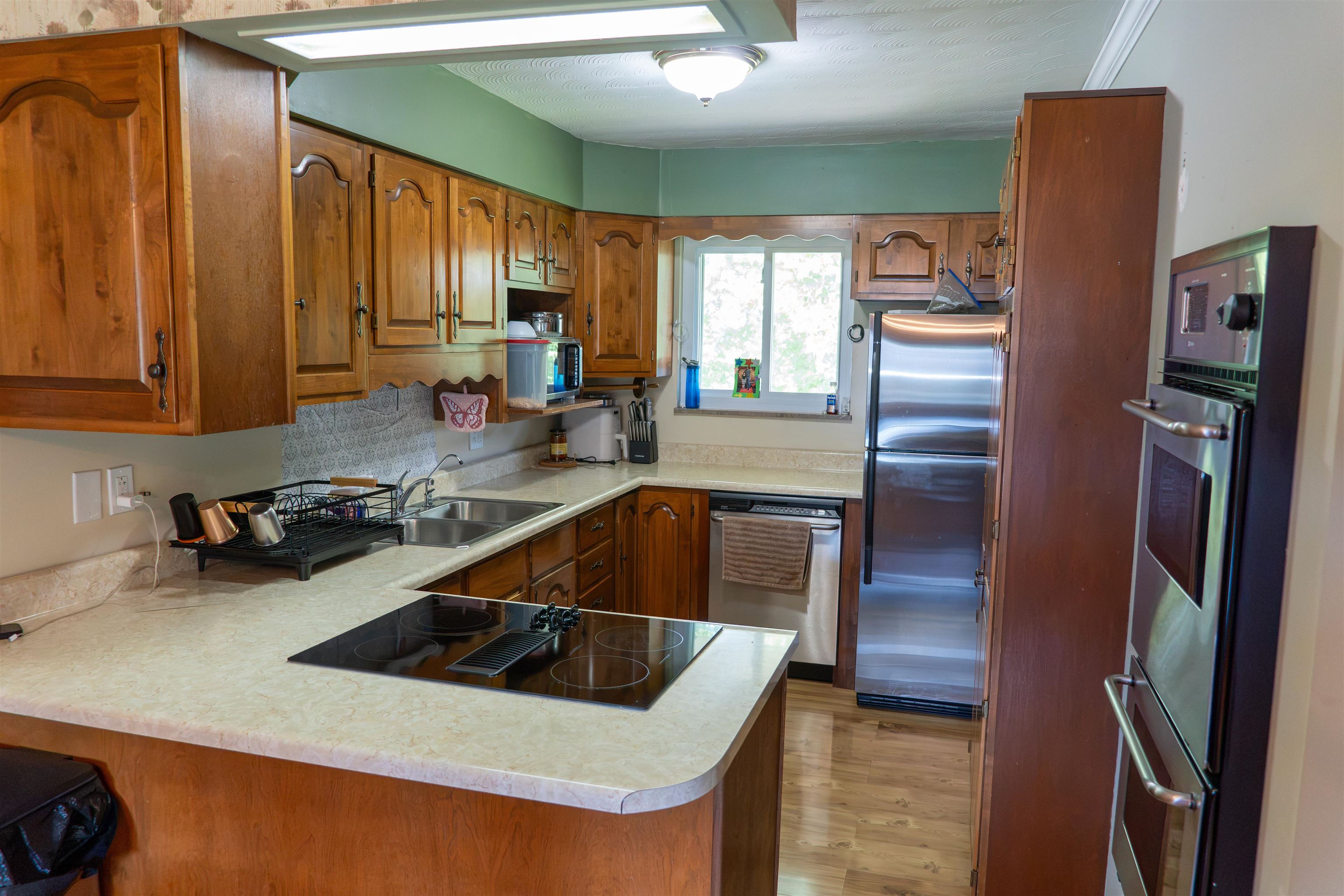 https://zimg.paragon.ice.com/ParagonImages/Property/PH/AABRKY/61134/6/0/0/9f016047ce9039ec1546ac0fb26c6585/0/26f8c3ef7e0480b76fad99d4b2ee9dc6/61134-a3907948-a943-482b-9a35-52c608fd214b.JPG