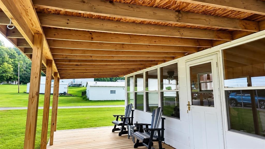 https://zimg.paragon.ice.com/ParagonImages/Property/PH/AABRKY/61156/11/0/0/f8703cc008c7cc4dc881e1e6d6d61b73/0/5dada7ef97d2d5f0a19547fa3961f3a6/61156-5355087a-17df-4a59-b3fd-72af27cc50eb.JPG