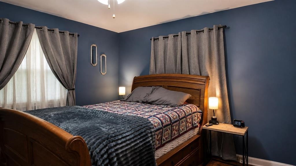 https://zimg.paragon.ice.com/ParagonImages/Property/PH/AABRKY/61156/7/0/0/8fe0056605fdcf0b3d2e10f0153e0971/0/5dada7ef97d2d5f0a19547fa3961f3a6/61156-4c64e6f4-cf08-44bd-ab3b-7a46affd394d.JPG