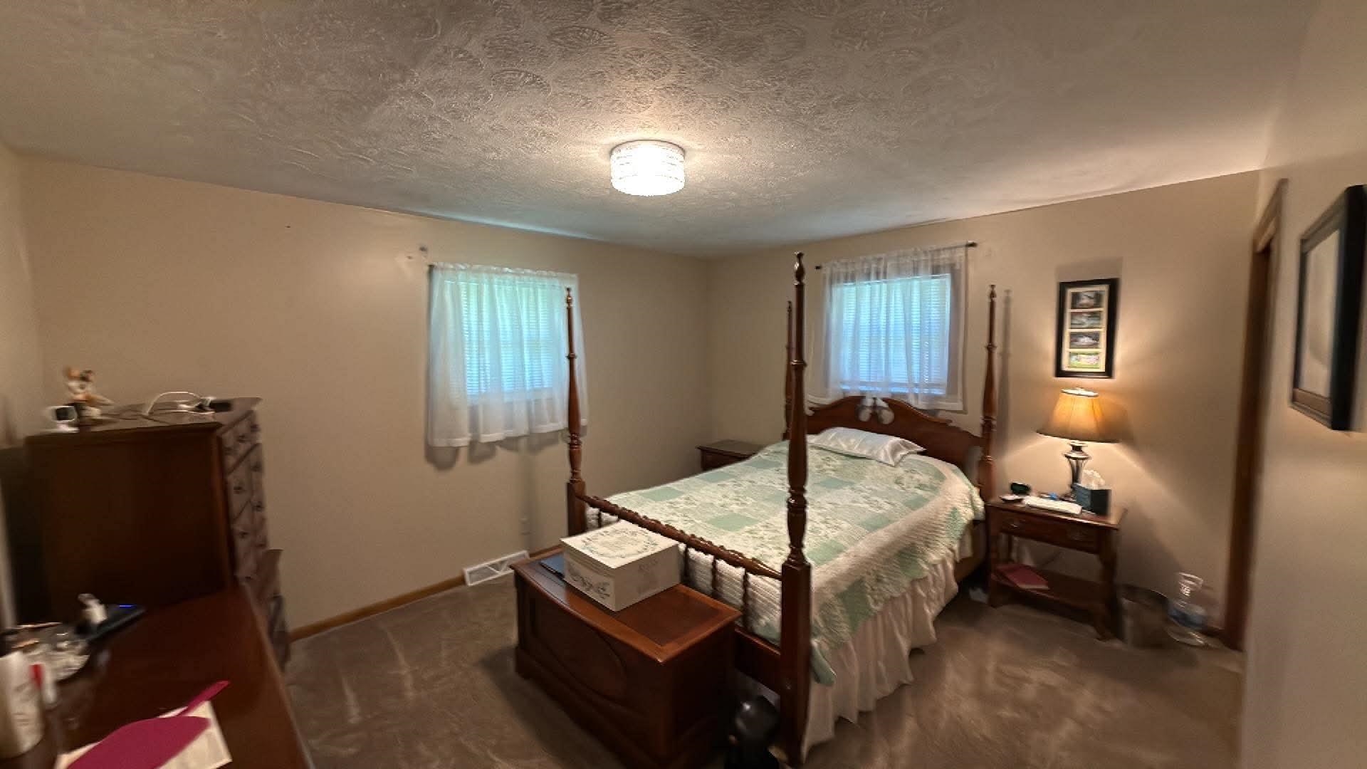 https://zimg.paragon.ice.com/ParagonImages/Property/PH/AABRKY/61157/9/0/0/c9bd0fde9fb21749dee91cbd52ae1371/0/99aaa3c89b4c03e69dc091faa481c0ab/61157-71abf776-87fa-4dd5-818a-ad72fc830e97.JPG