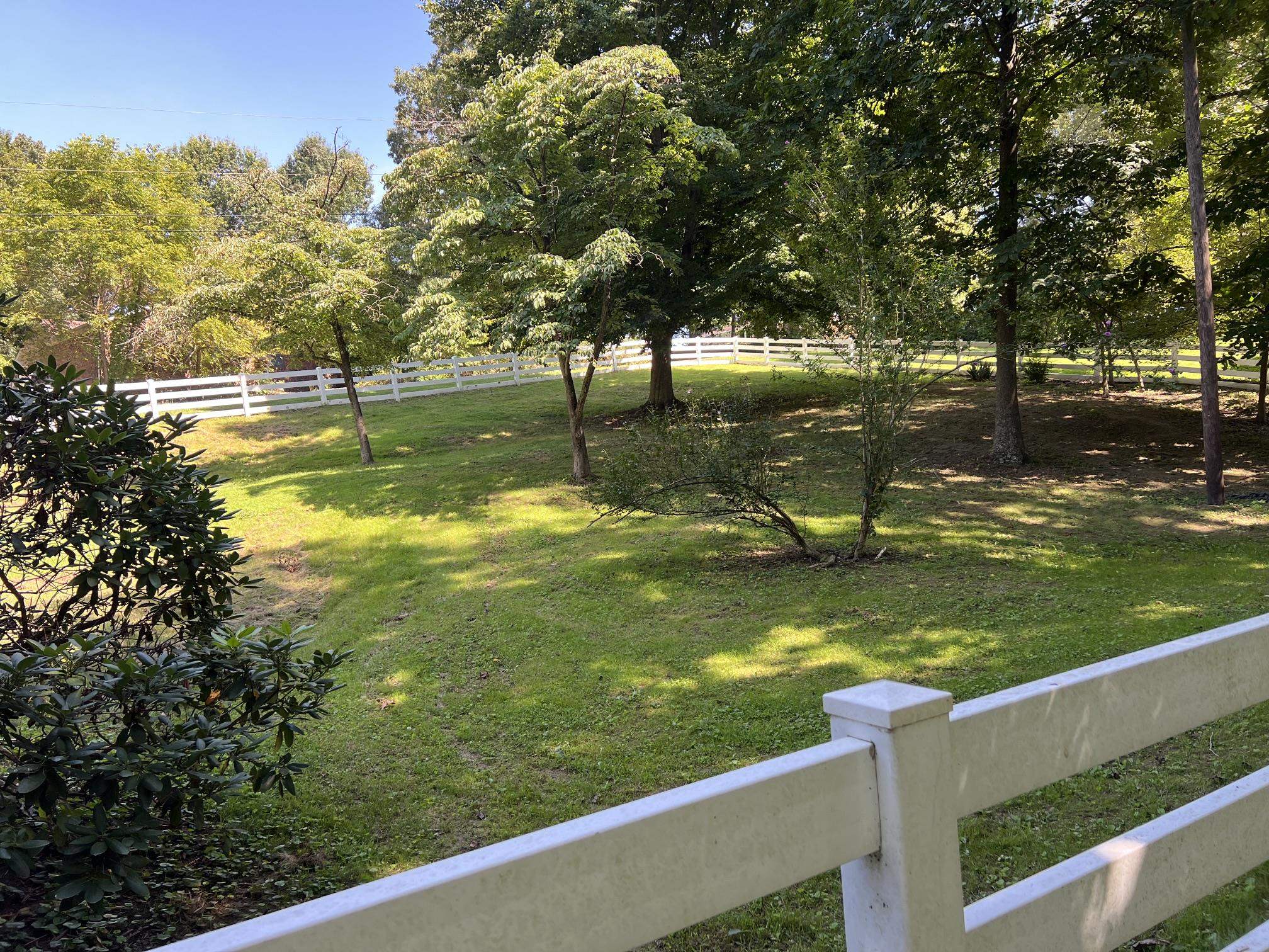 https://zimg.paragon.ice.com/ParagonImages/Property/PH/AABRKY/61160/4/0/0/4d455e3f8836d28499765f9525d704dd/0/29b92f8d8dabae440a6429302462e09f/61160-9d79ba80-443c-435e-8e77-cdc0230053bb.JPG