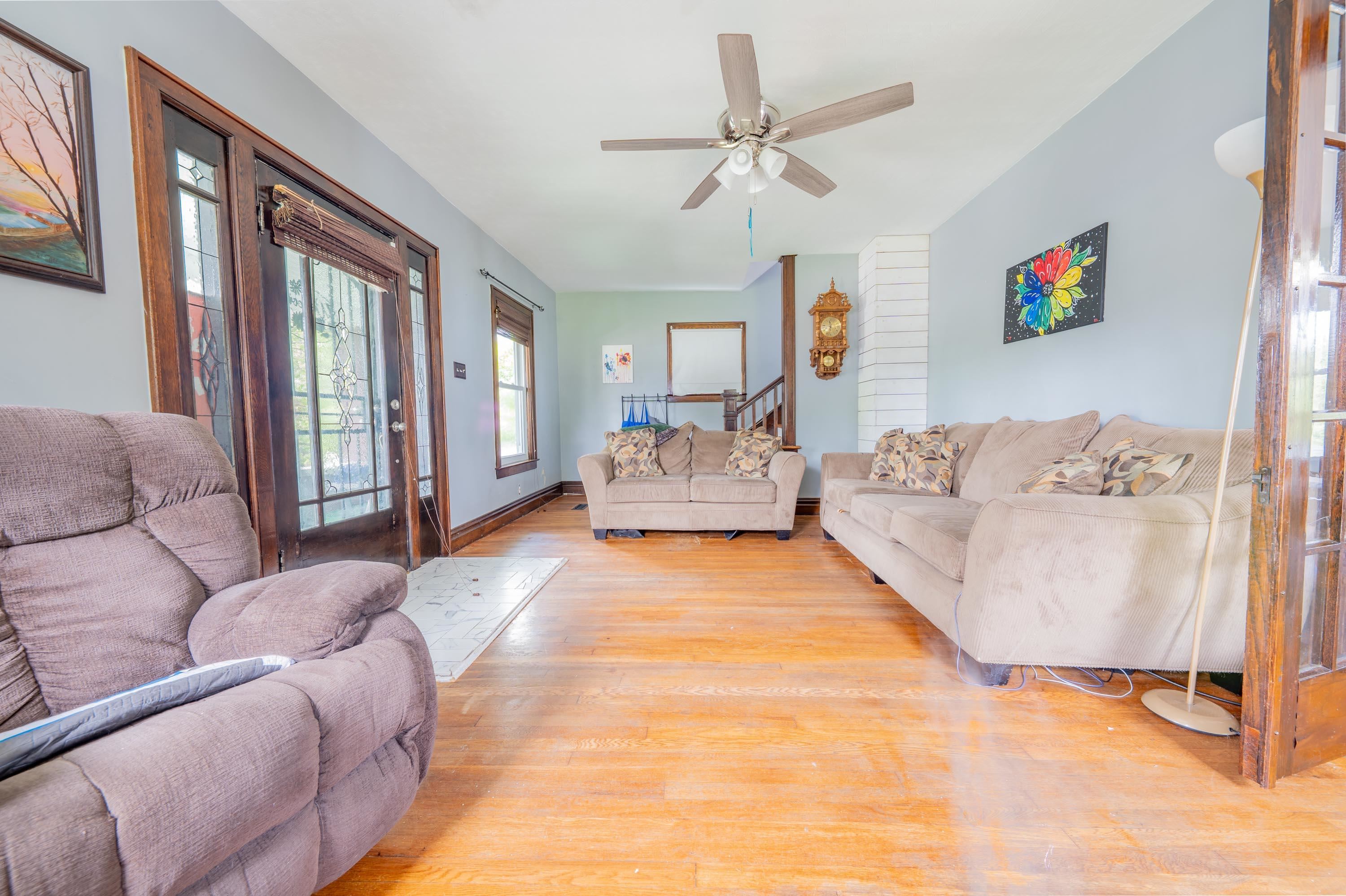 https://zimg.paragon.ice.com/ParagonImages/Property/PH/AABRKY/61185/7/0/0/6fff5193cc0787c37a024b0679db31ba/0/e1c84c238439f2a0605861d99471c1ca/61185-5e5961a4-1da4-4a52-a56b-3a5b9b998bca.JPG